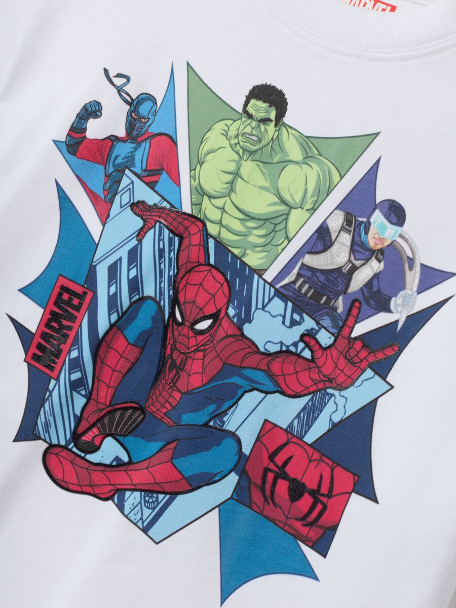 تيشيرت أبيض بقصّة واسعة من قطن خالص مع طبعة MARVEL Spider-Man للأولاد_3