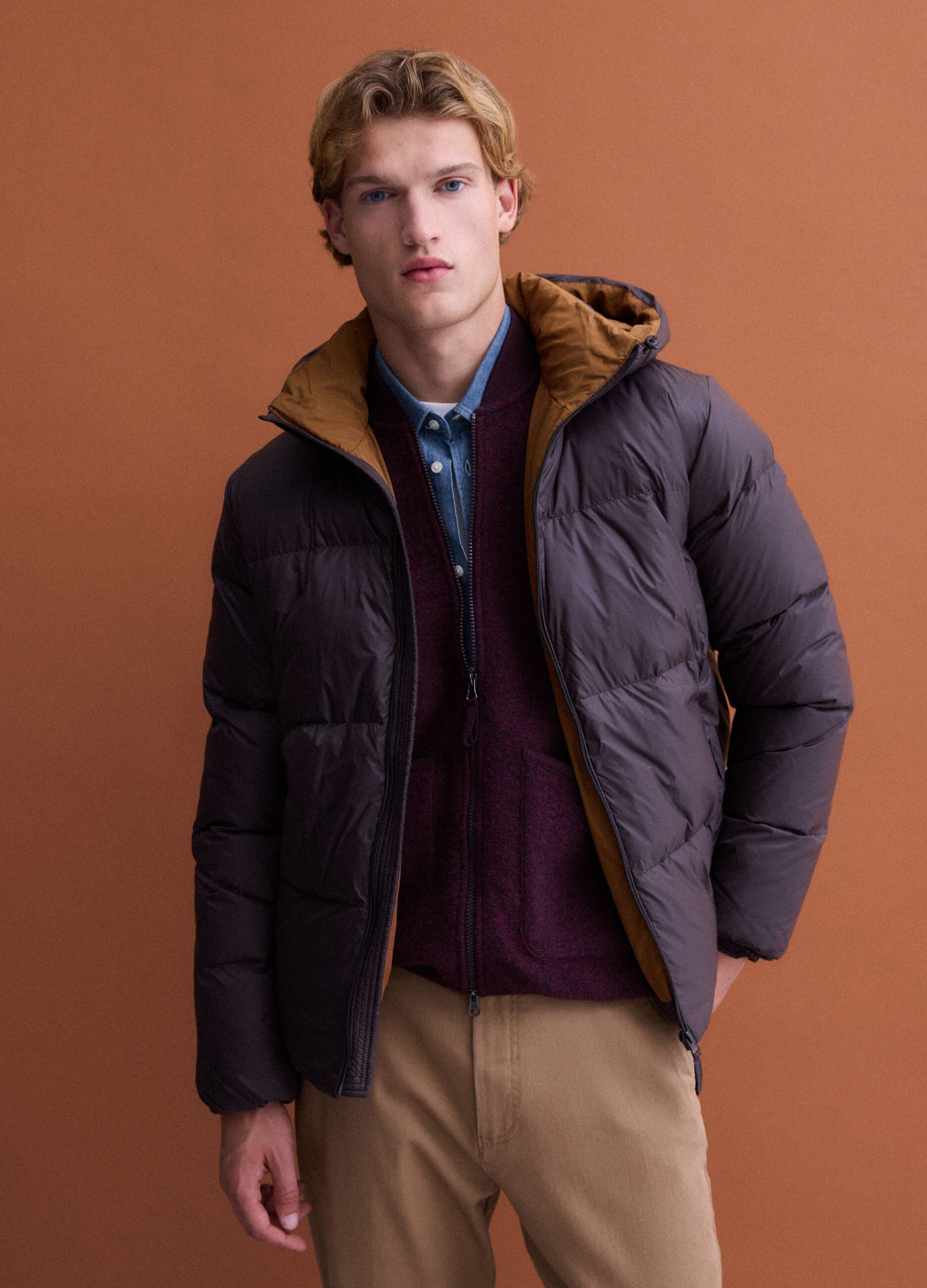 Brown padded puffer jacket with hood and zip, regular fit