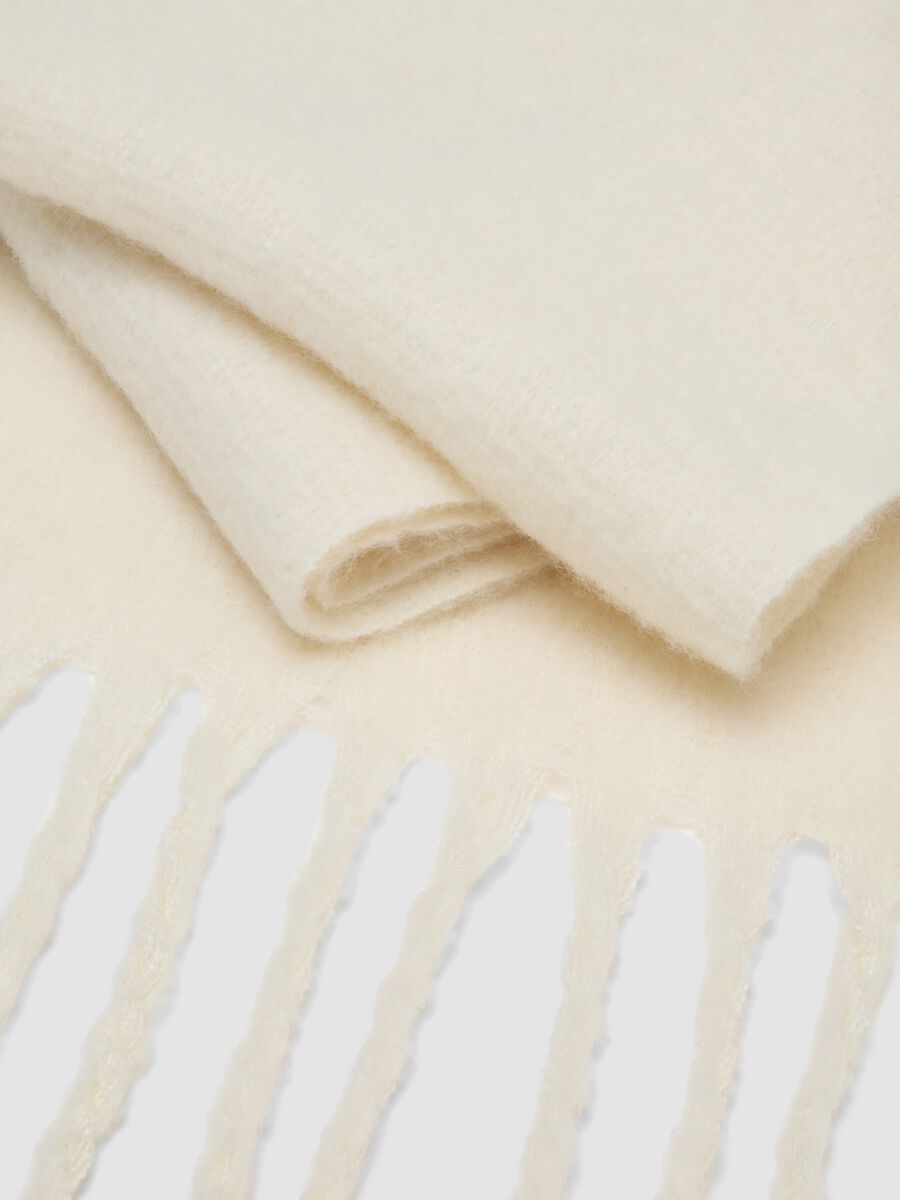 White fringed wool-blend scarf_3