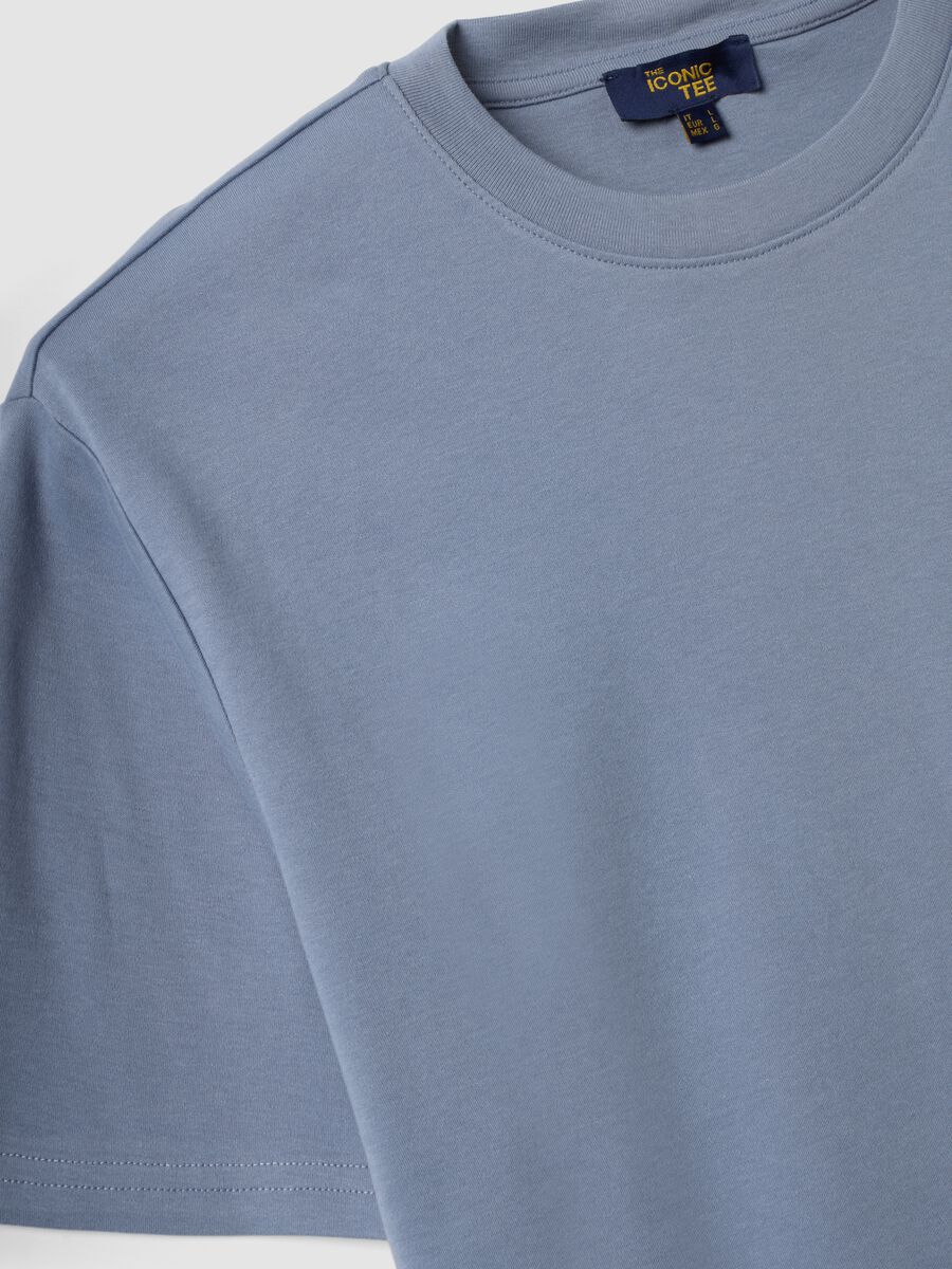 تيشيرت The Iconic Tee أزرق من قطن خالص بأكمام قصيرة وقصّة مريحة_5