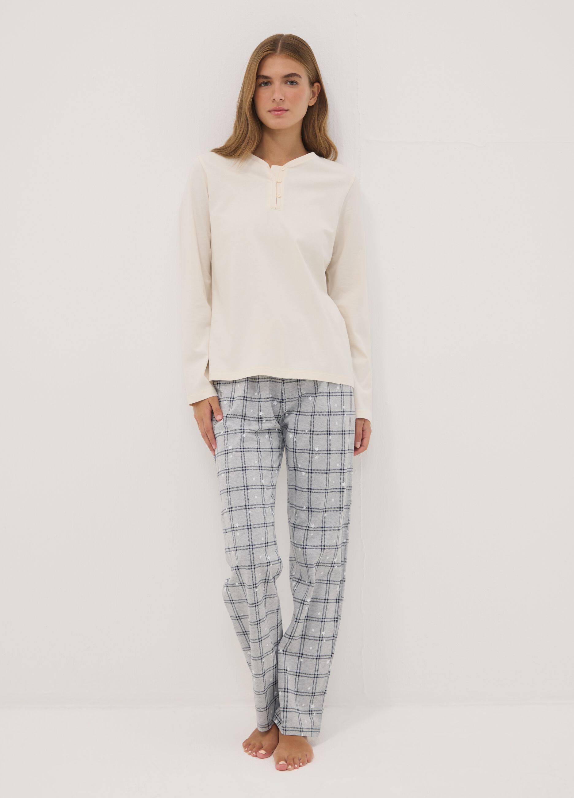 Pigiama beige in puro cotone organico con girocollo