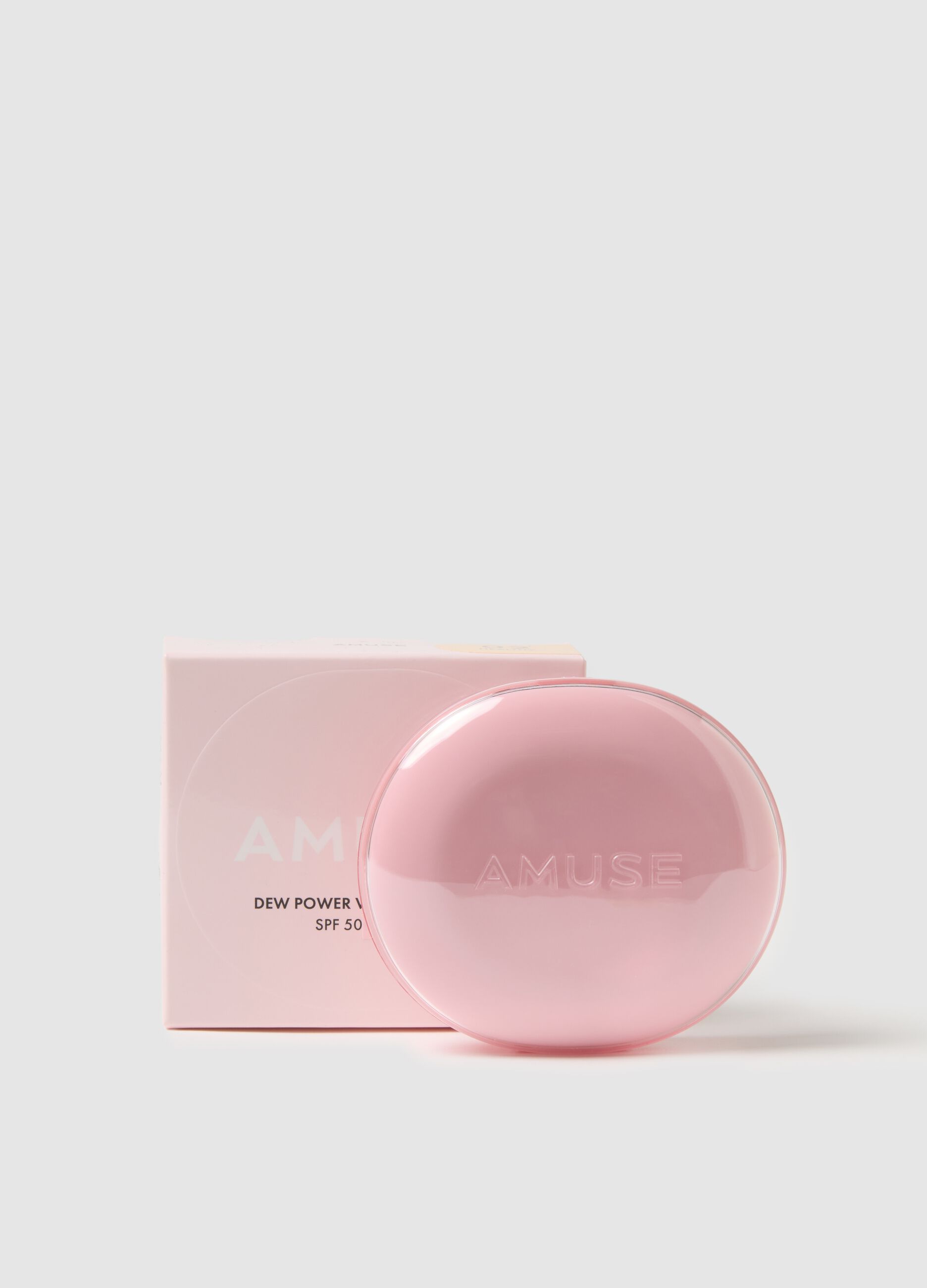 Dewy skin effect cushion foundation. Provides healthy, flawless, and radiant skin for 24 hours!