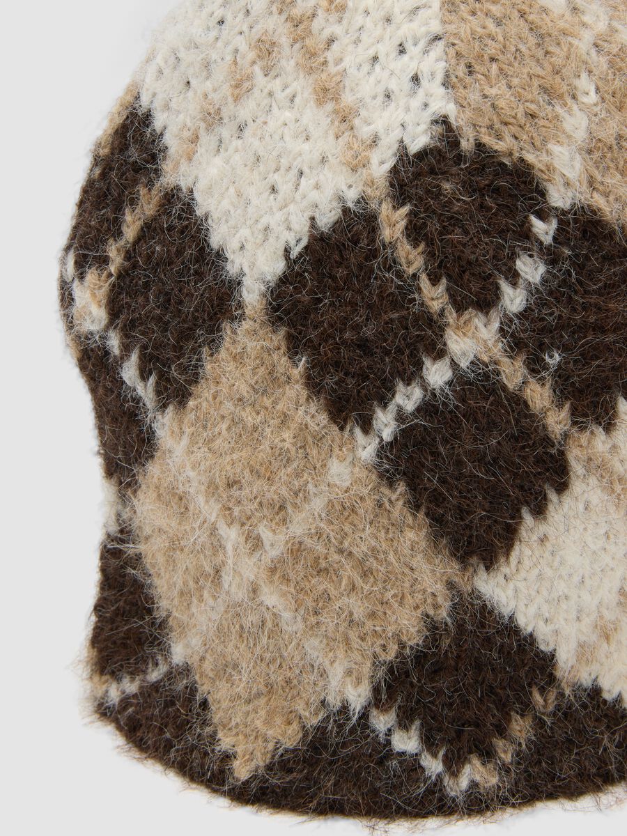 Beige stretch wool hat with diamond pattern_2