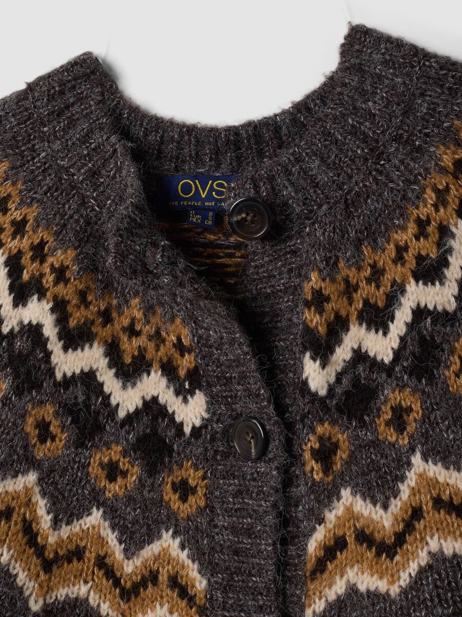 Cardigan grigio girocollo con fantasia jacquard_5