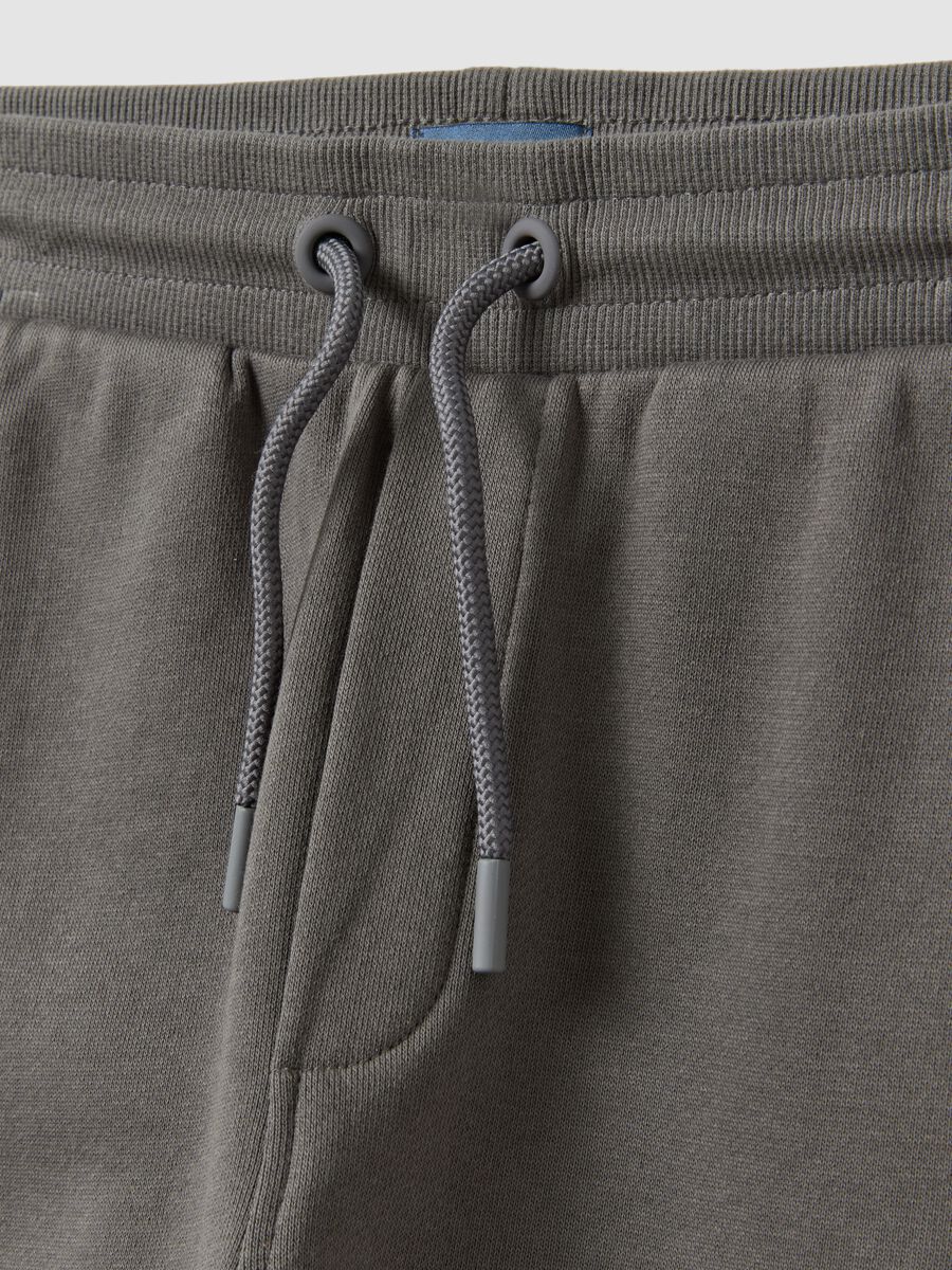 Grey pure organic cotton comfort-fit joggers for boys_2