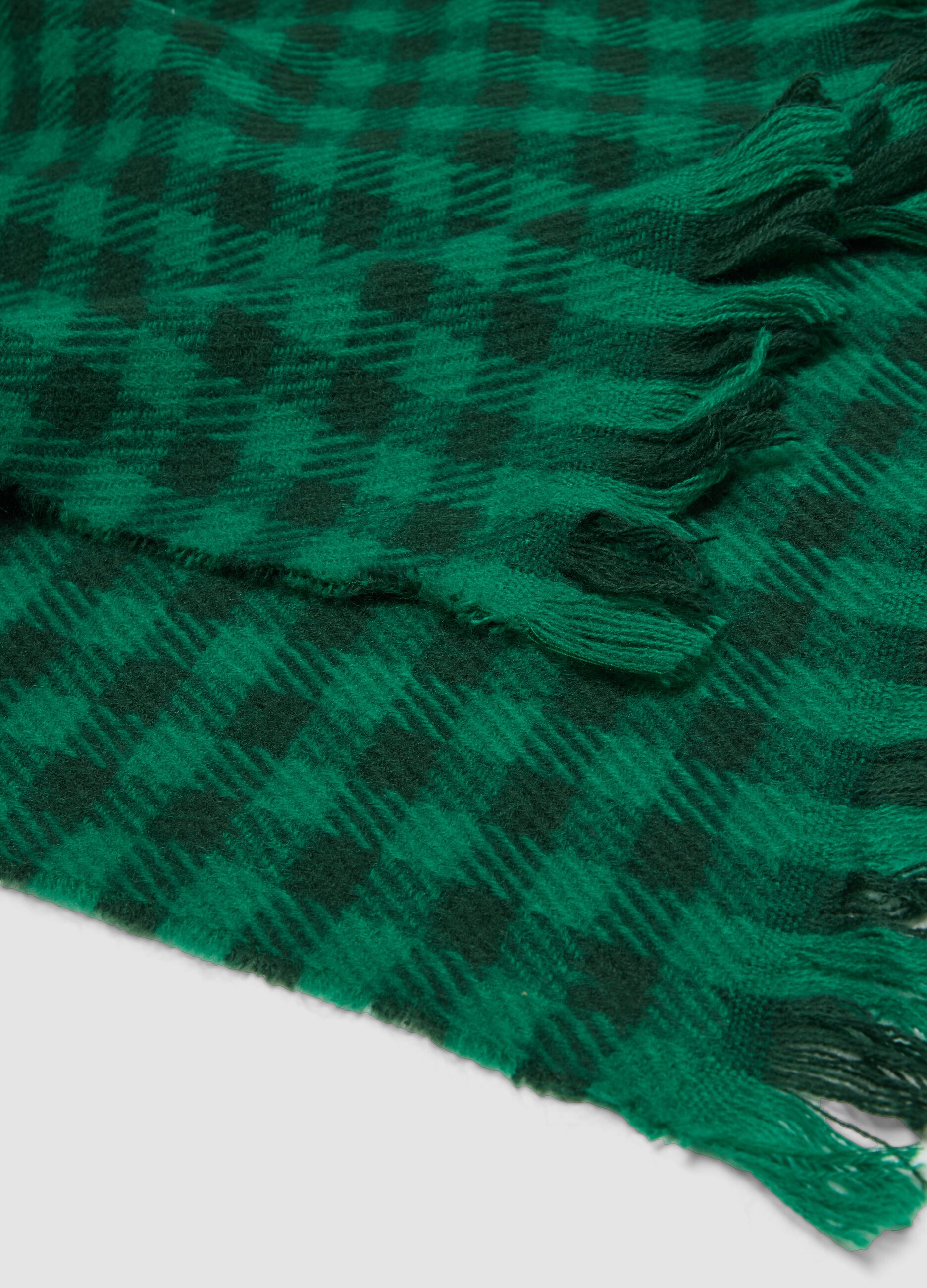 Sciarpa verde a quadri con frange