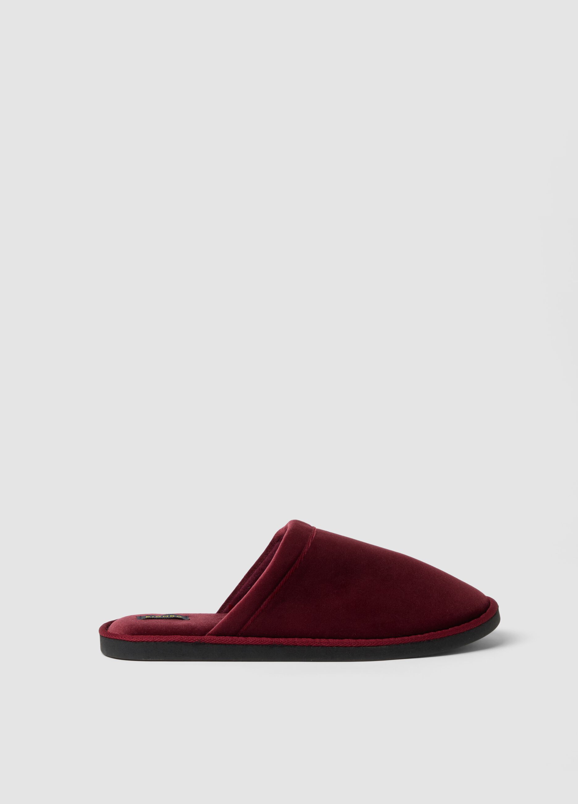 Red lined slippers for home wear