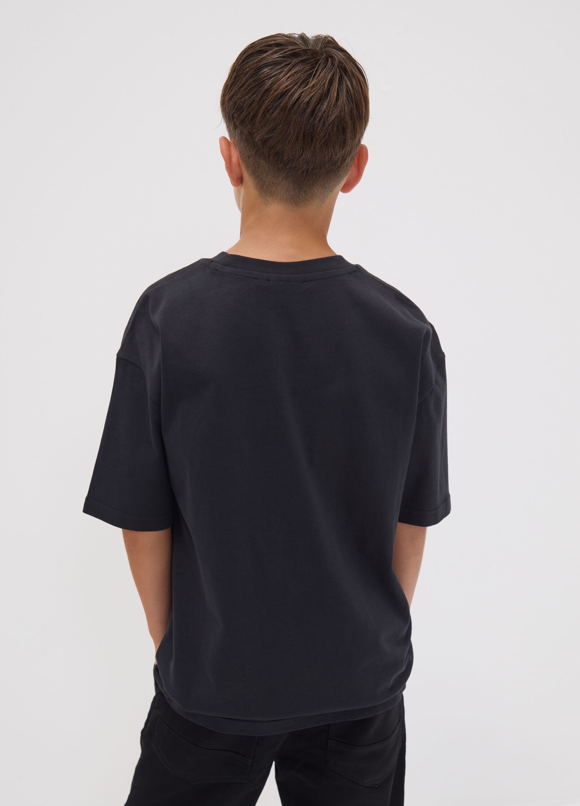 Black pure cotton T-shirt with New York Knicks print for boys