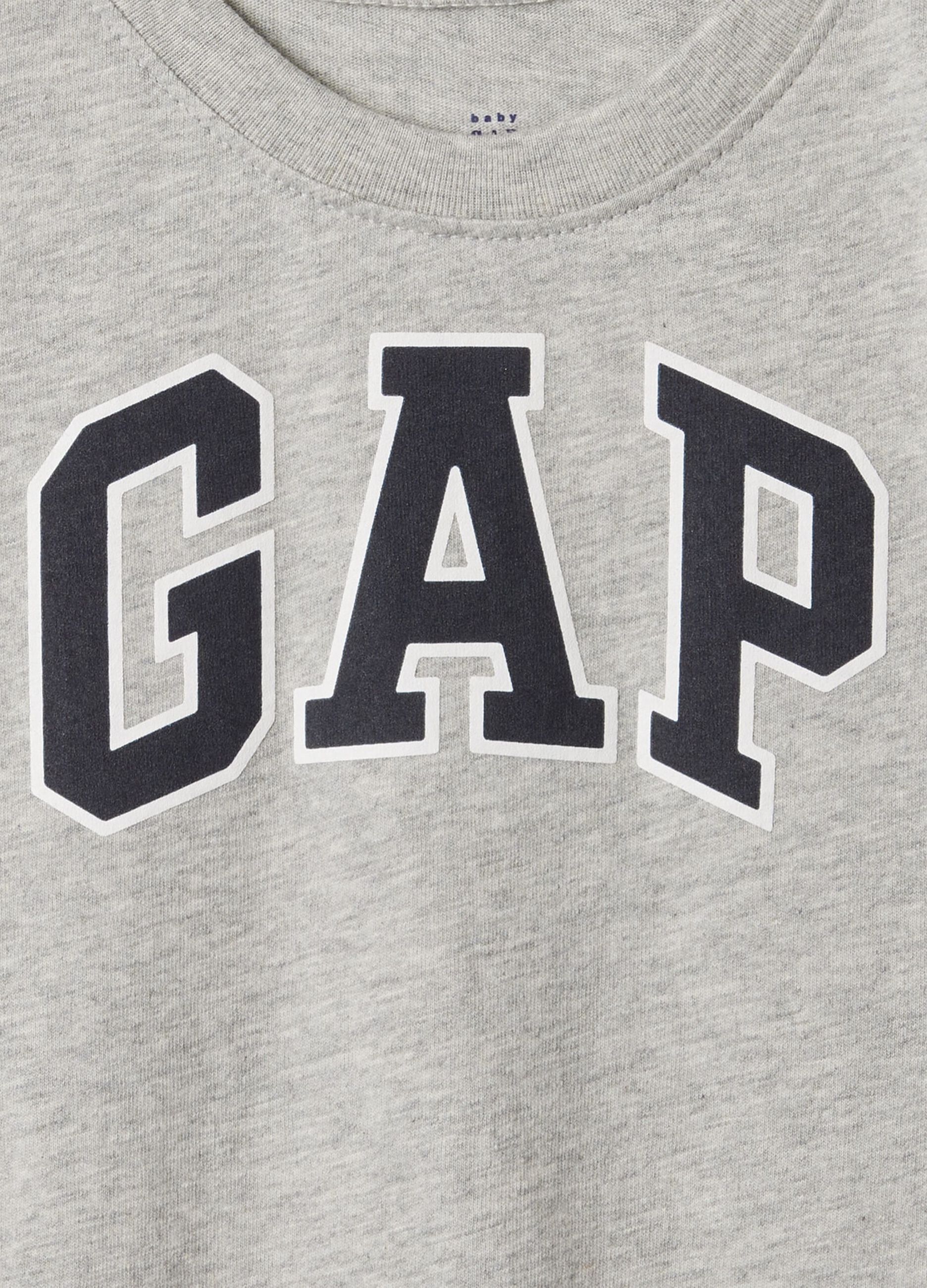 تيشيرت قطني خالص بشعار GAP