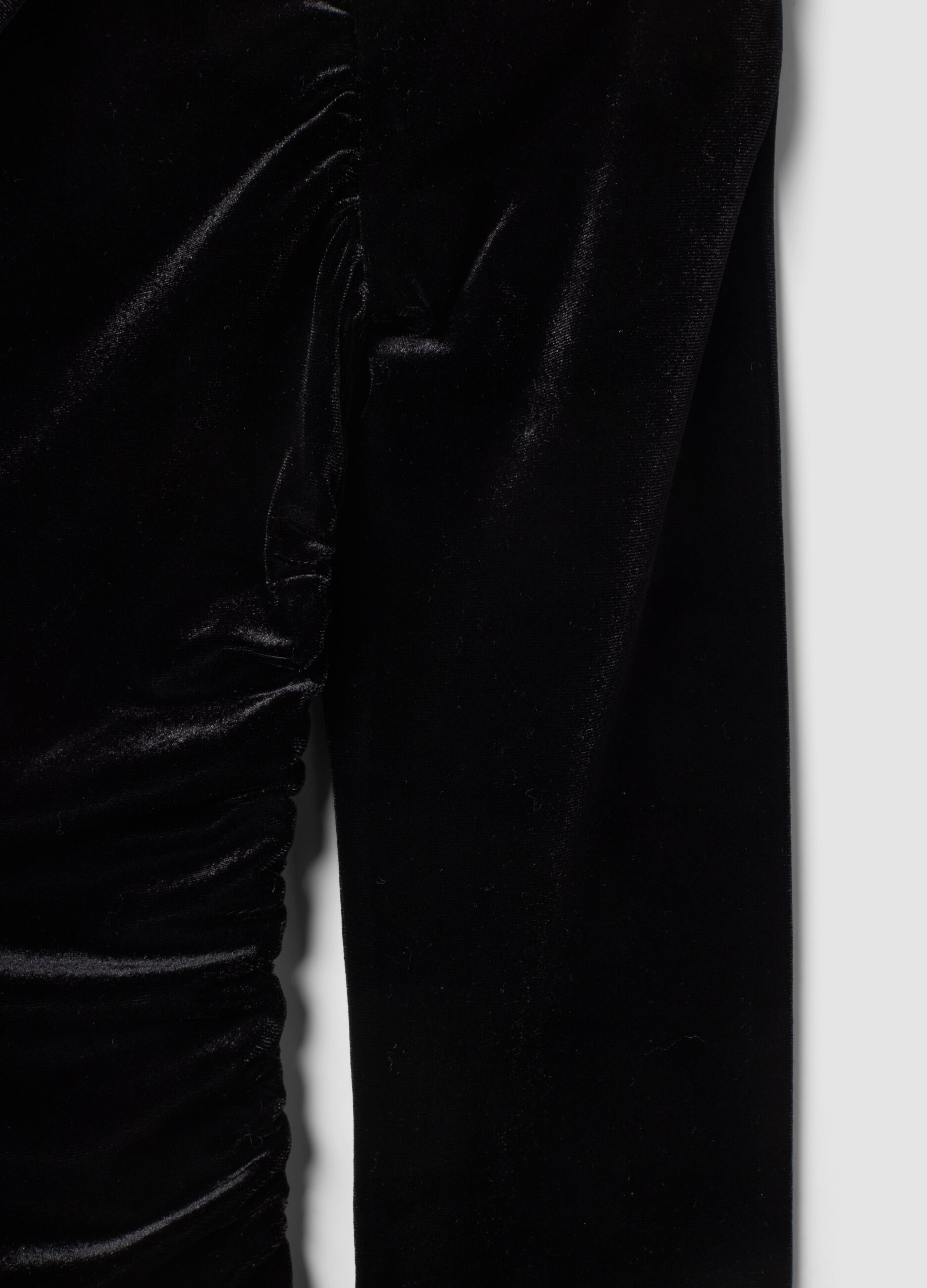 Black stretch top with crew neck
