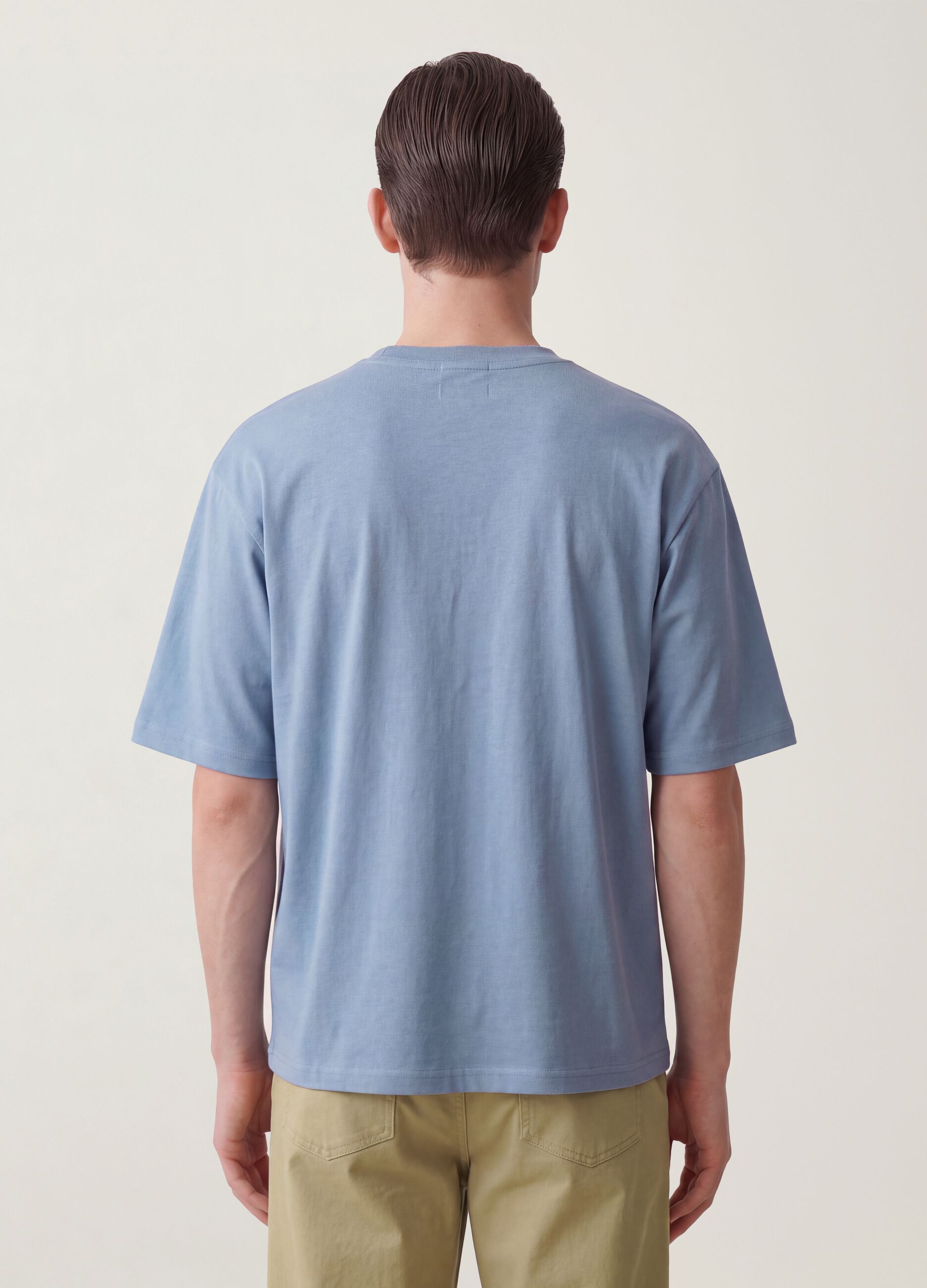 تيشيرت The Iconic Tee أزرق من قطن خالص بأكمام قصيرة وقصّة مريحة