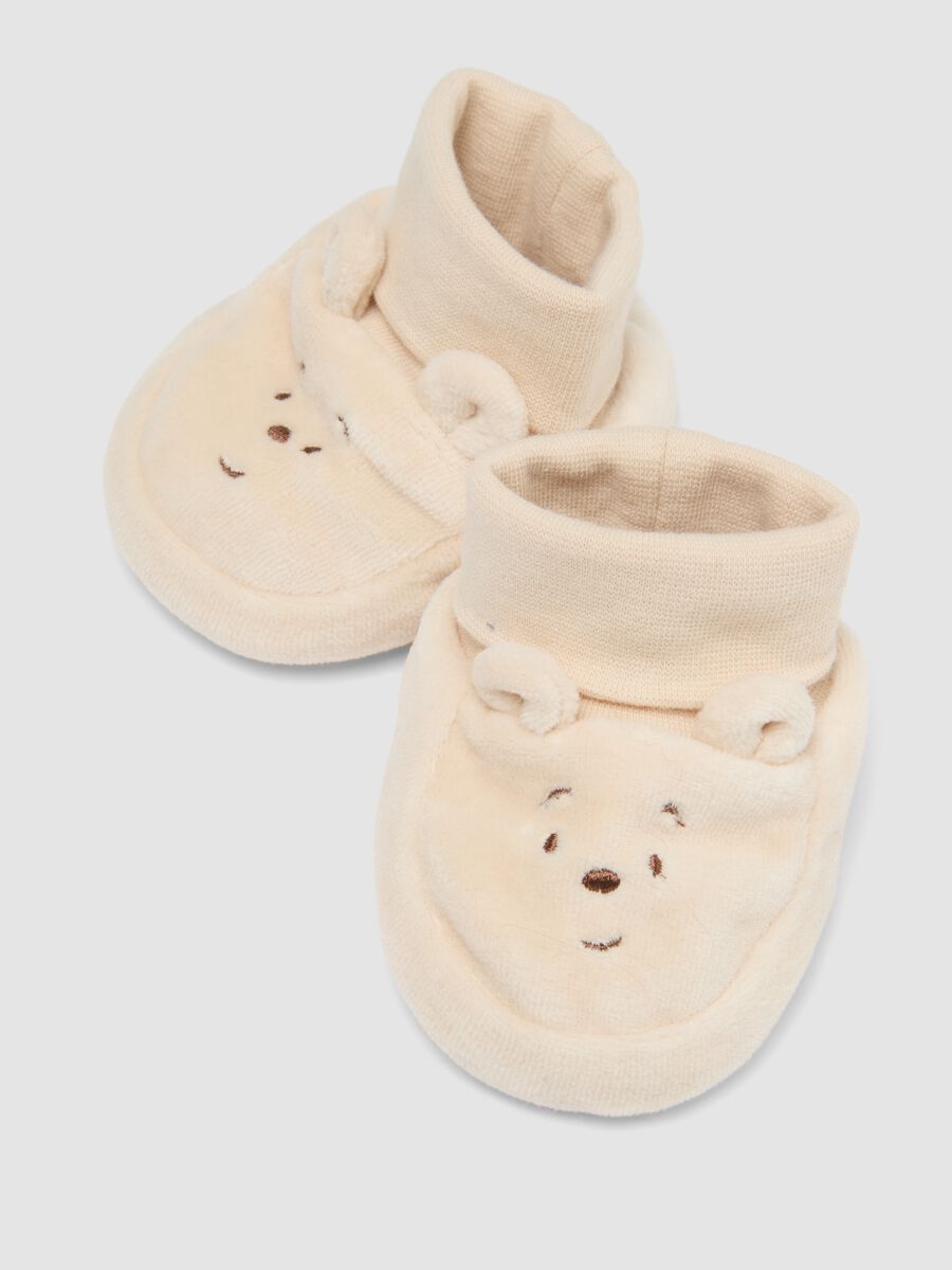 Beige set with hat and booties in pure organic cotton Winnie the Pooh_1