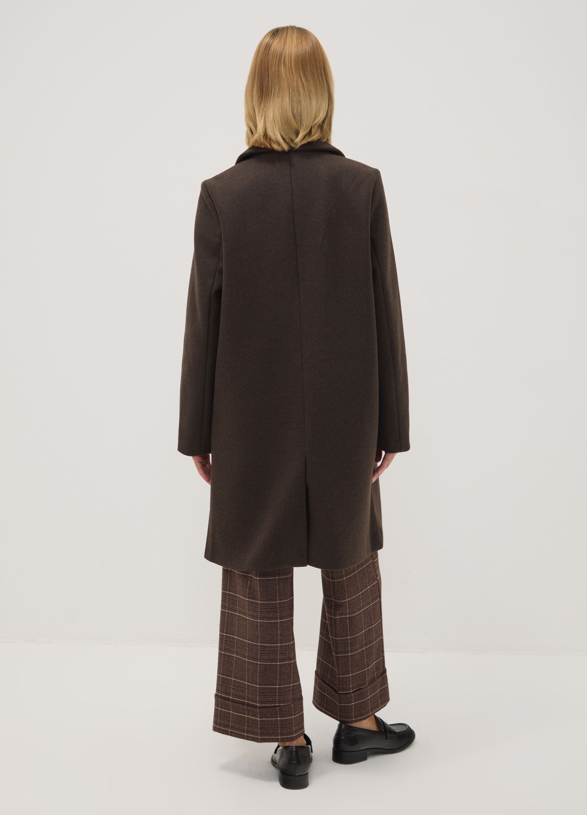 Brown regular-fit coat with lapels and buttons