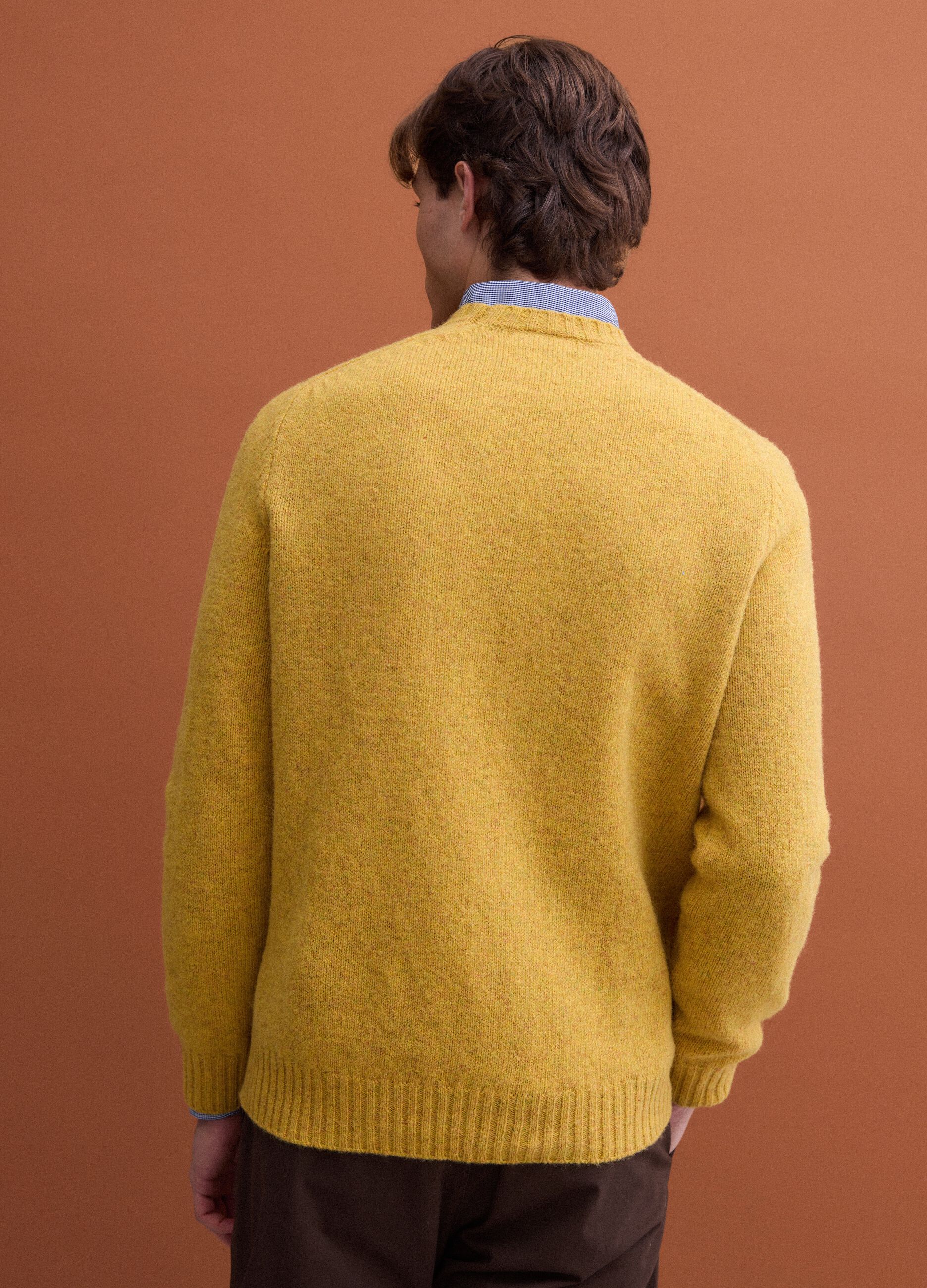 Yellow crew-neck pure wool jumper, regular fit