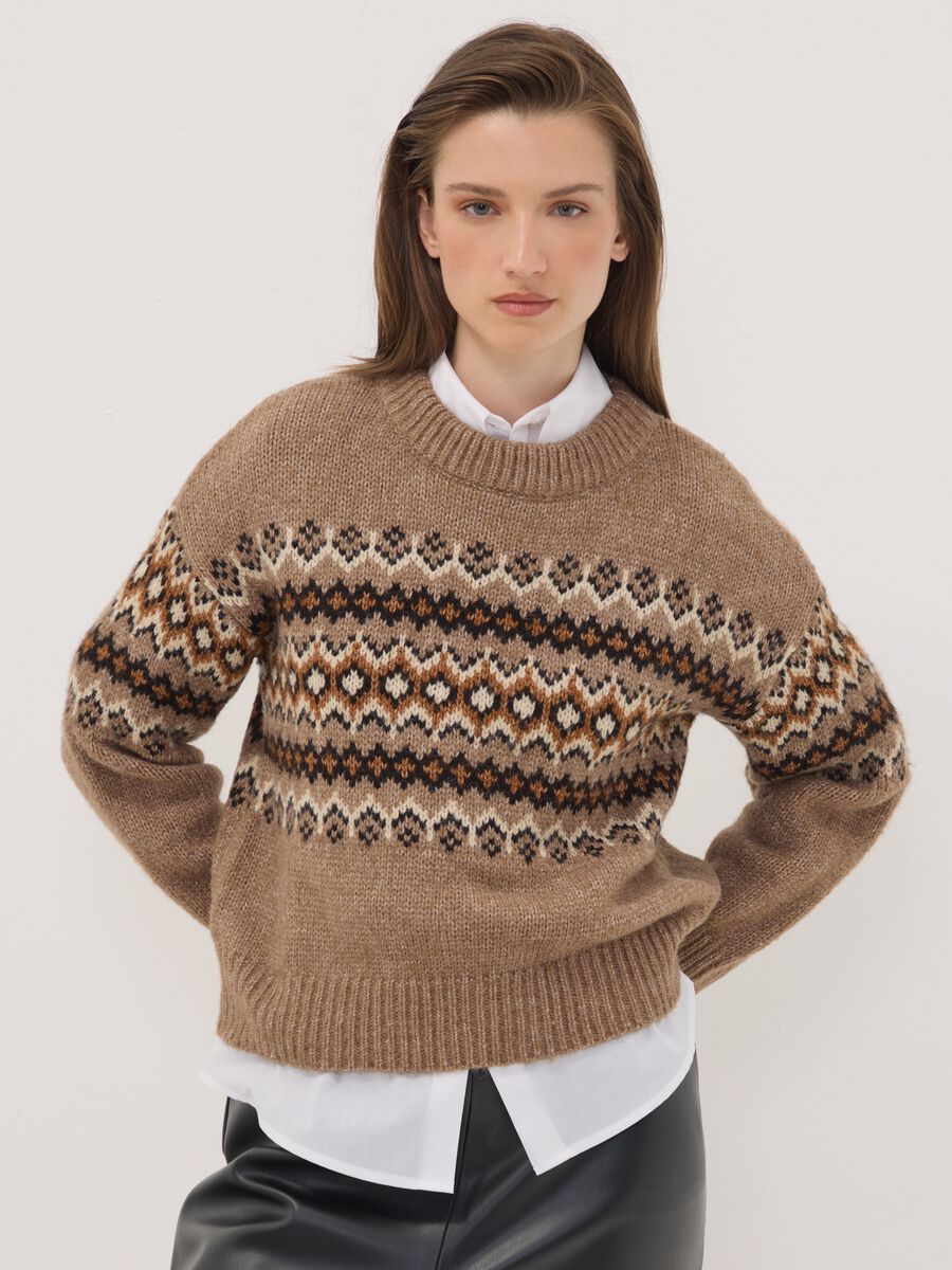Maglia marrone jacquard con Collo rialzato_0