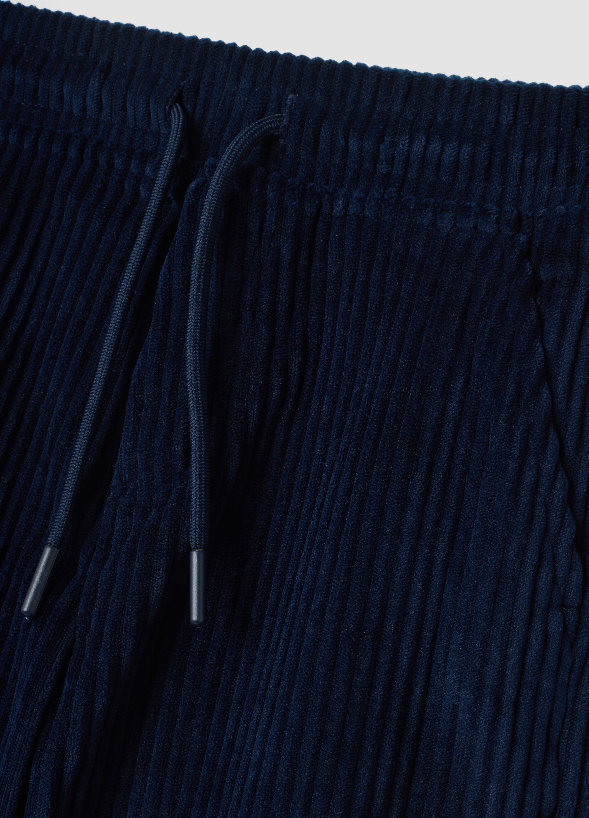 Pantaloni blu navy comfort fit con vita elasticizzata