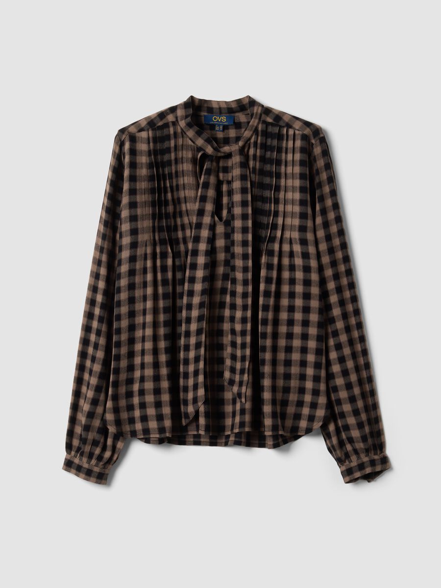 Camicia marrone a quadri in pura viscosa con fiocco_0