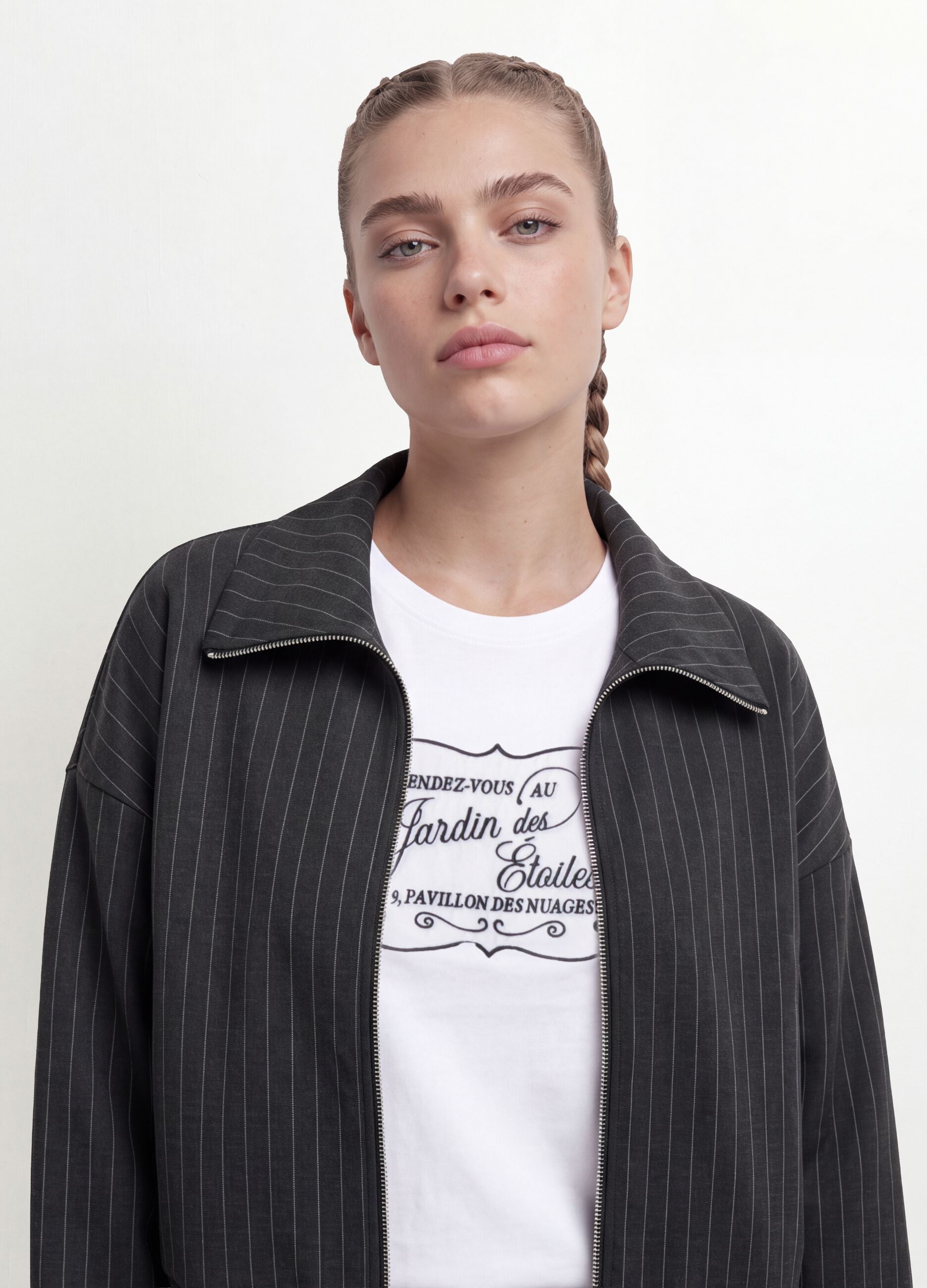 Felpa full zip grigia in viscosa elasticizzata a righe con colletto