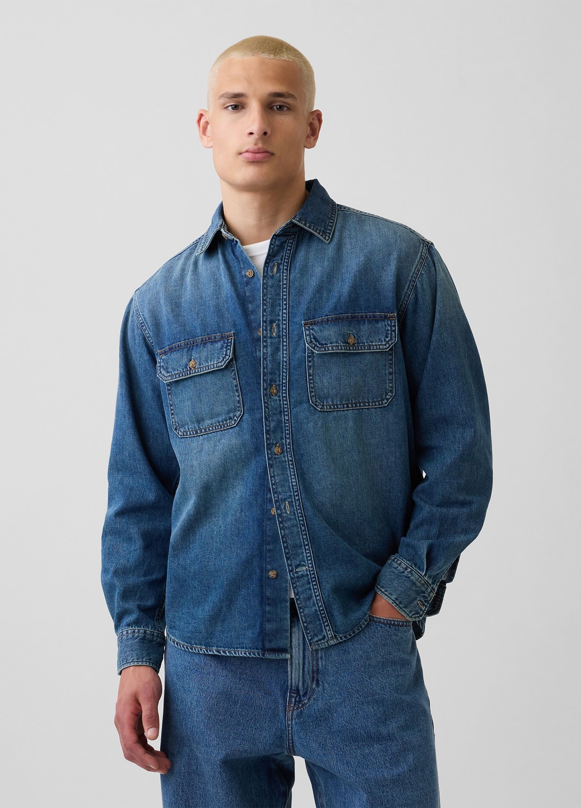 Denim shirt in a cotton and lyocell blend