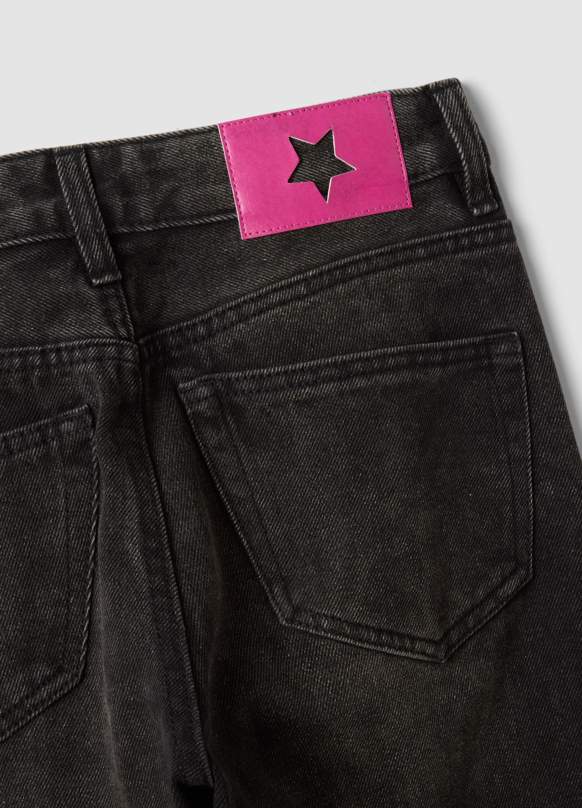Black balloon-fit jeans in a cotton, viscose, lyocell and wool blend