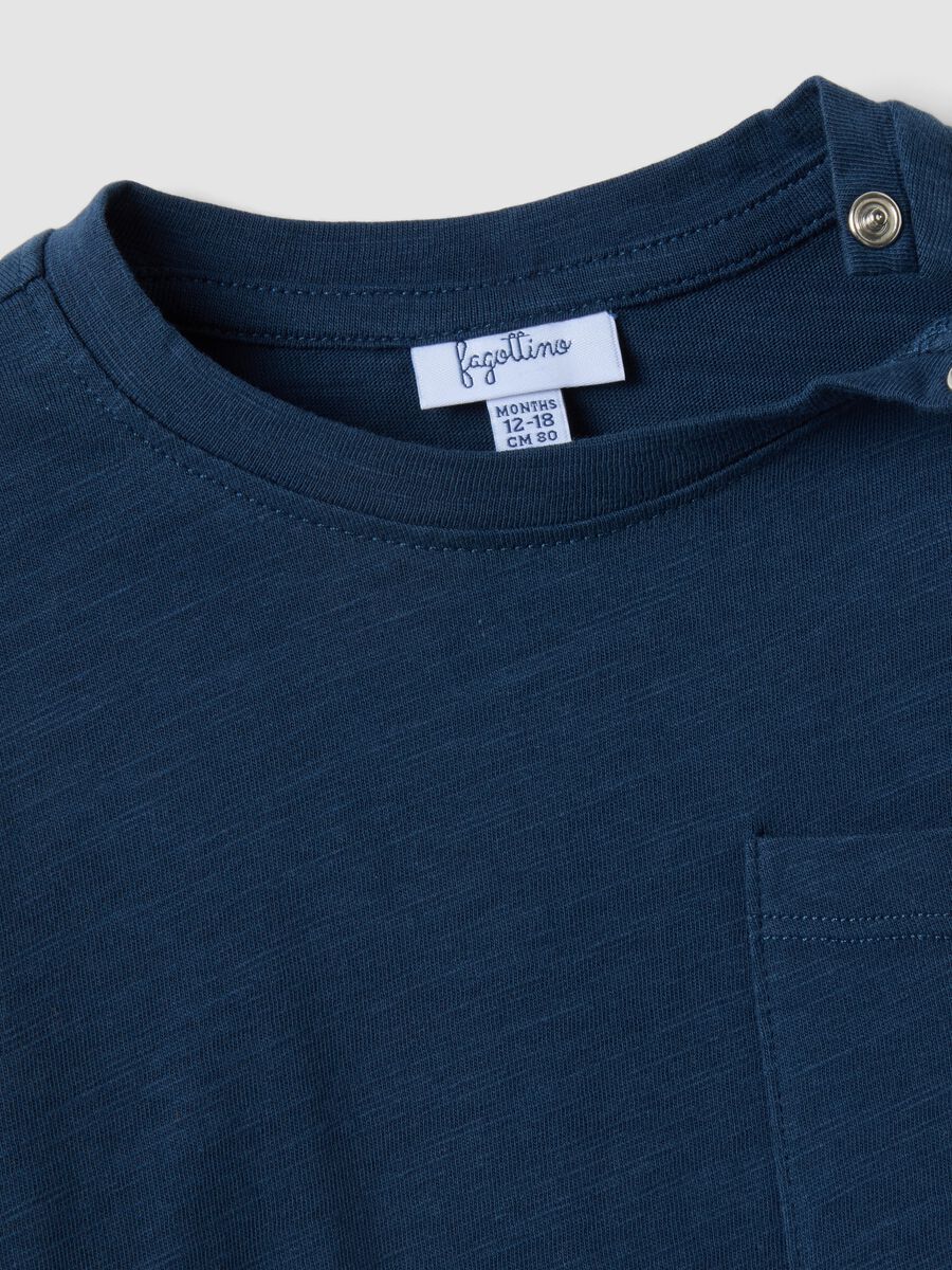 Blue oversized pure organic cotton T-shirt with chest pocket for boys_2