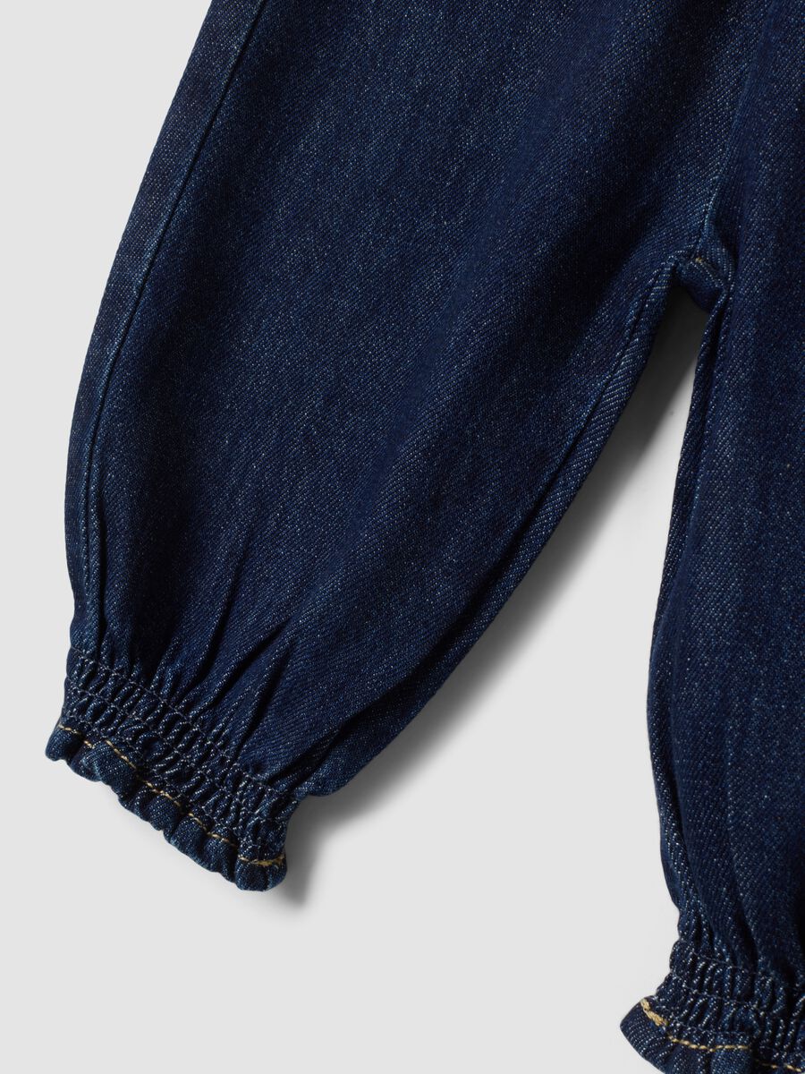 Blue denim joggers in cotton-viscose blend with floral embroidery, comfort fit_3