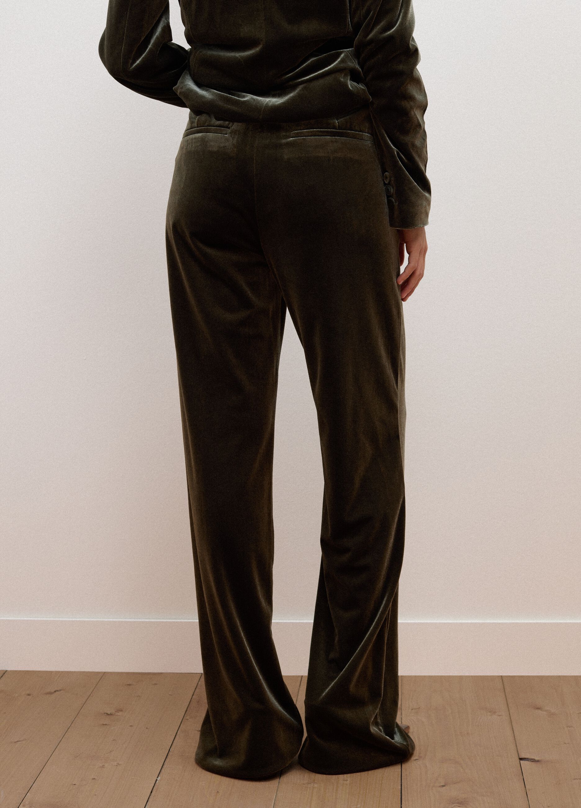 Pantaloni verdi in tessuto elasticizzato flare fit