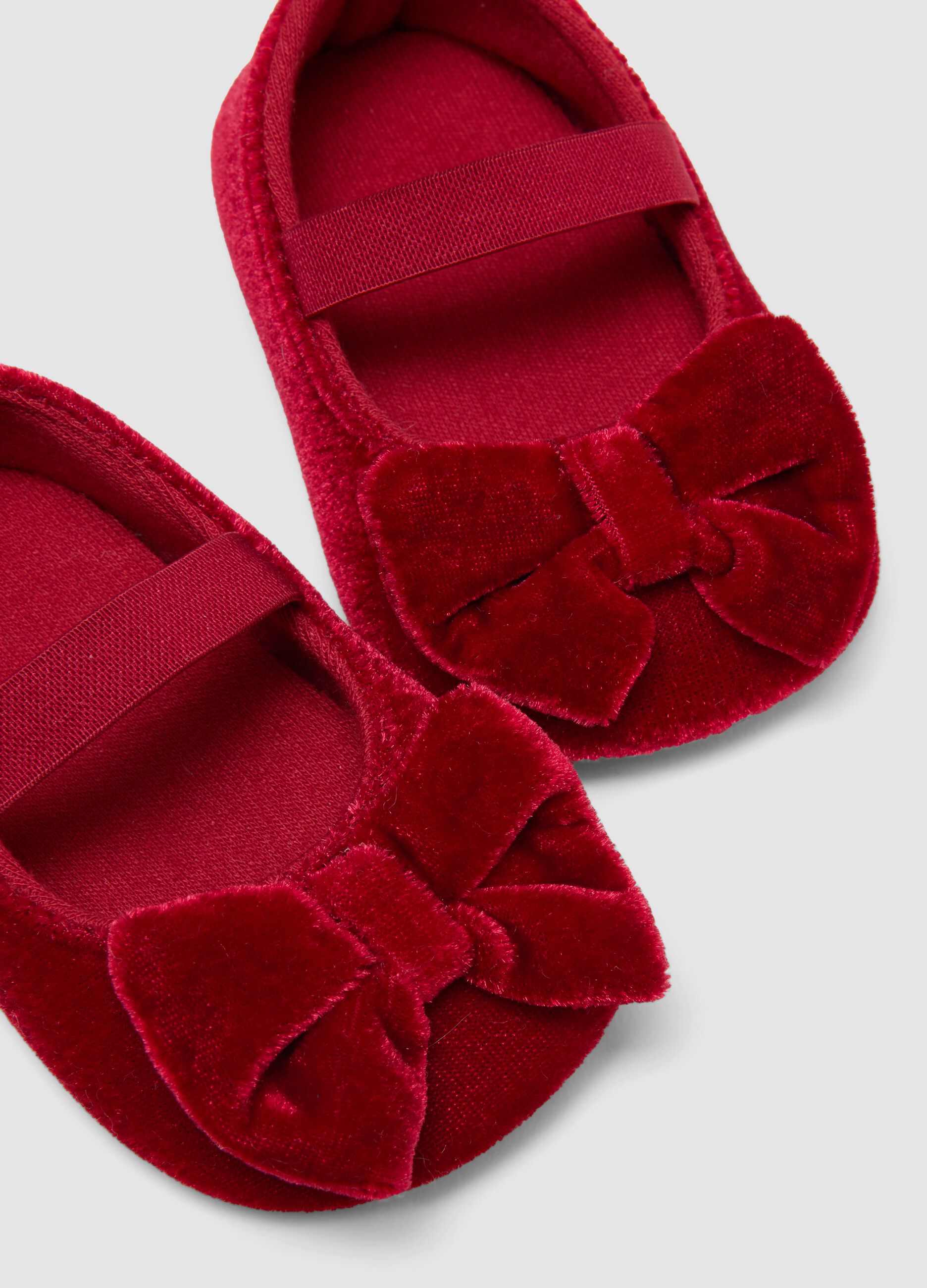 Scarpine rosse con fiocco