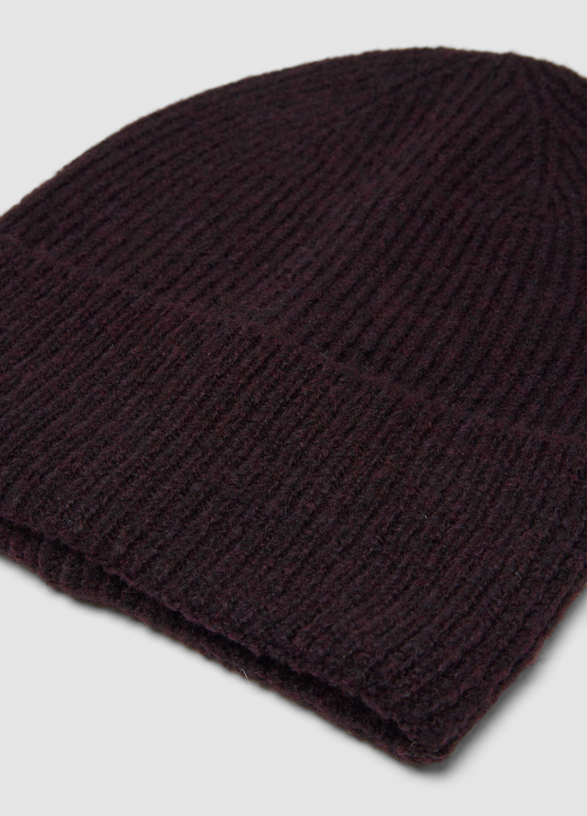 Burgundy red ribbed stretch wool beanie