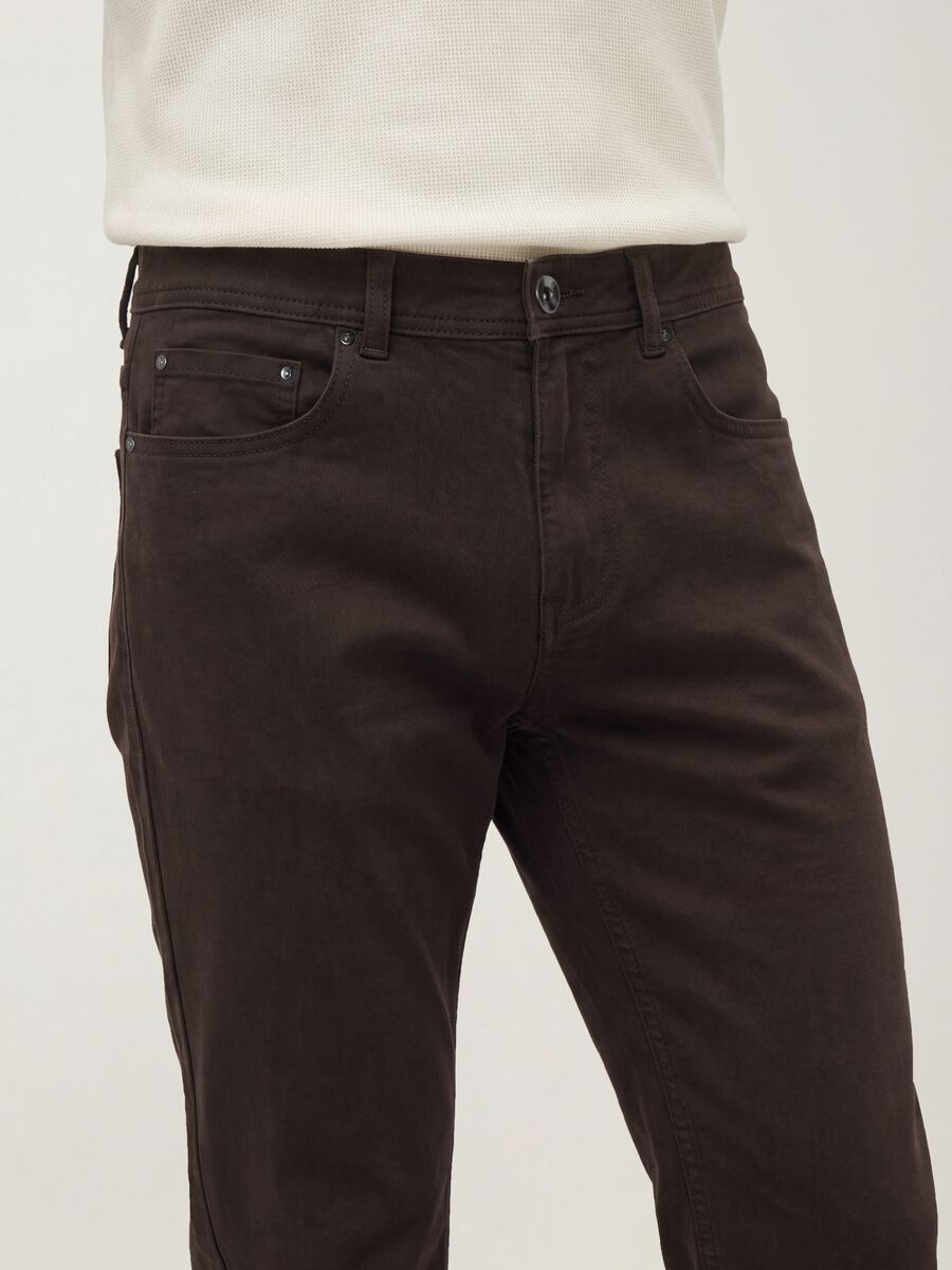 Brown slim-fit stretch cotton trousers_1