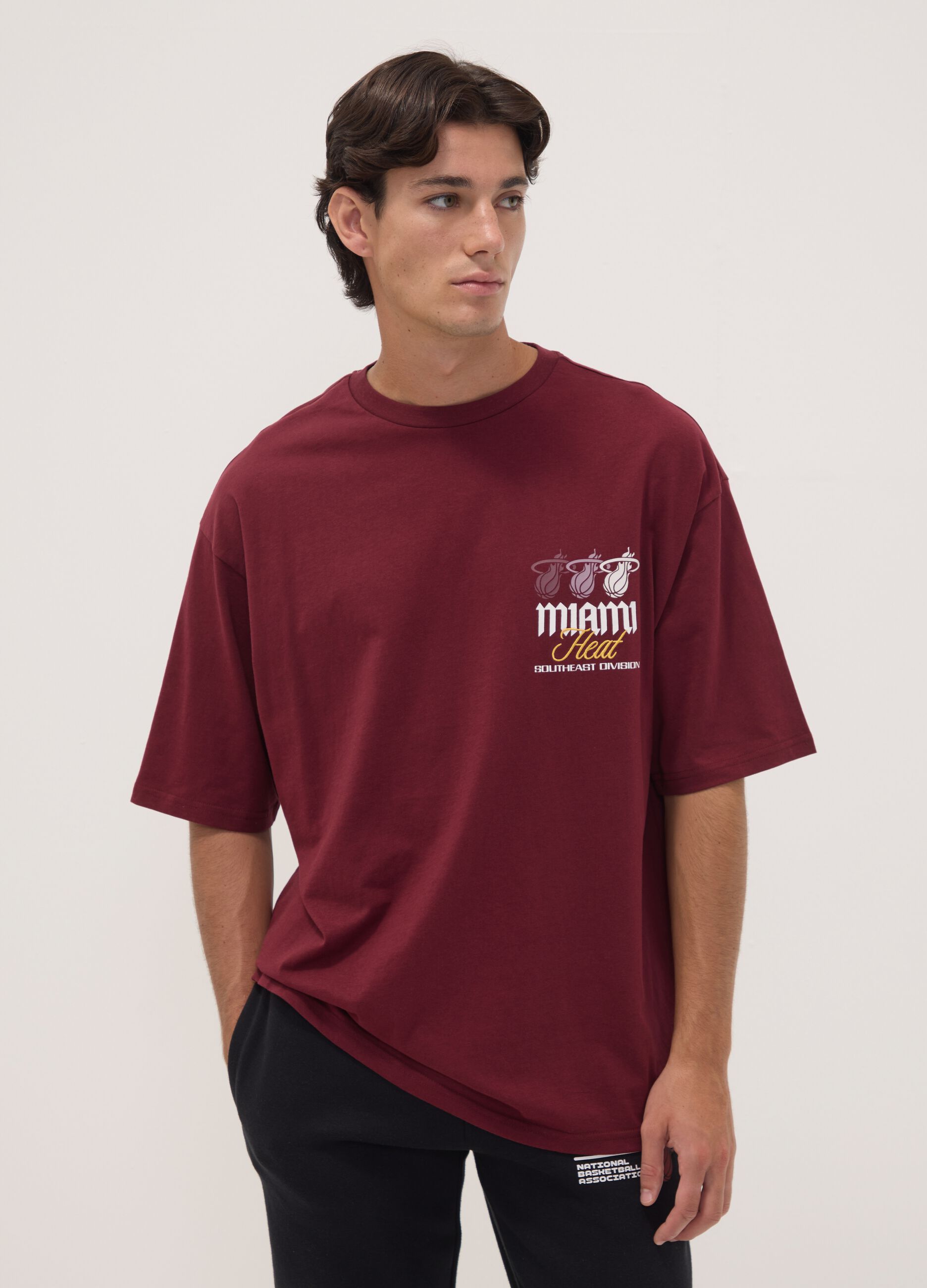 Red 100% cotton Miami Heat print T-shirt