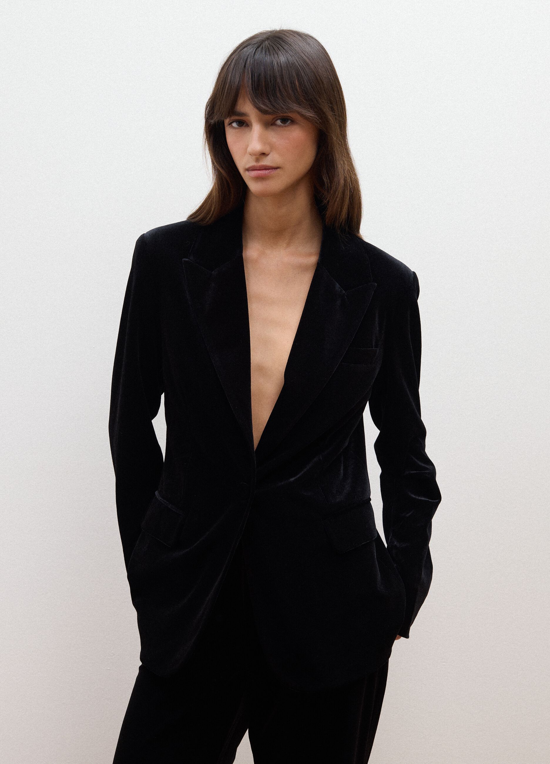 Blazer nero in tessuto elasticizzato