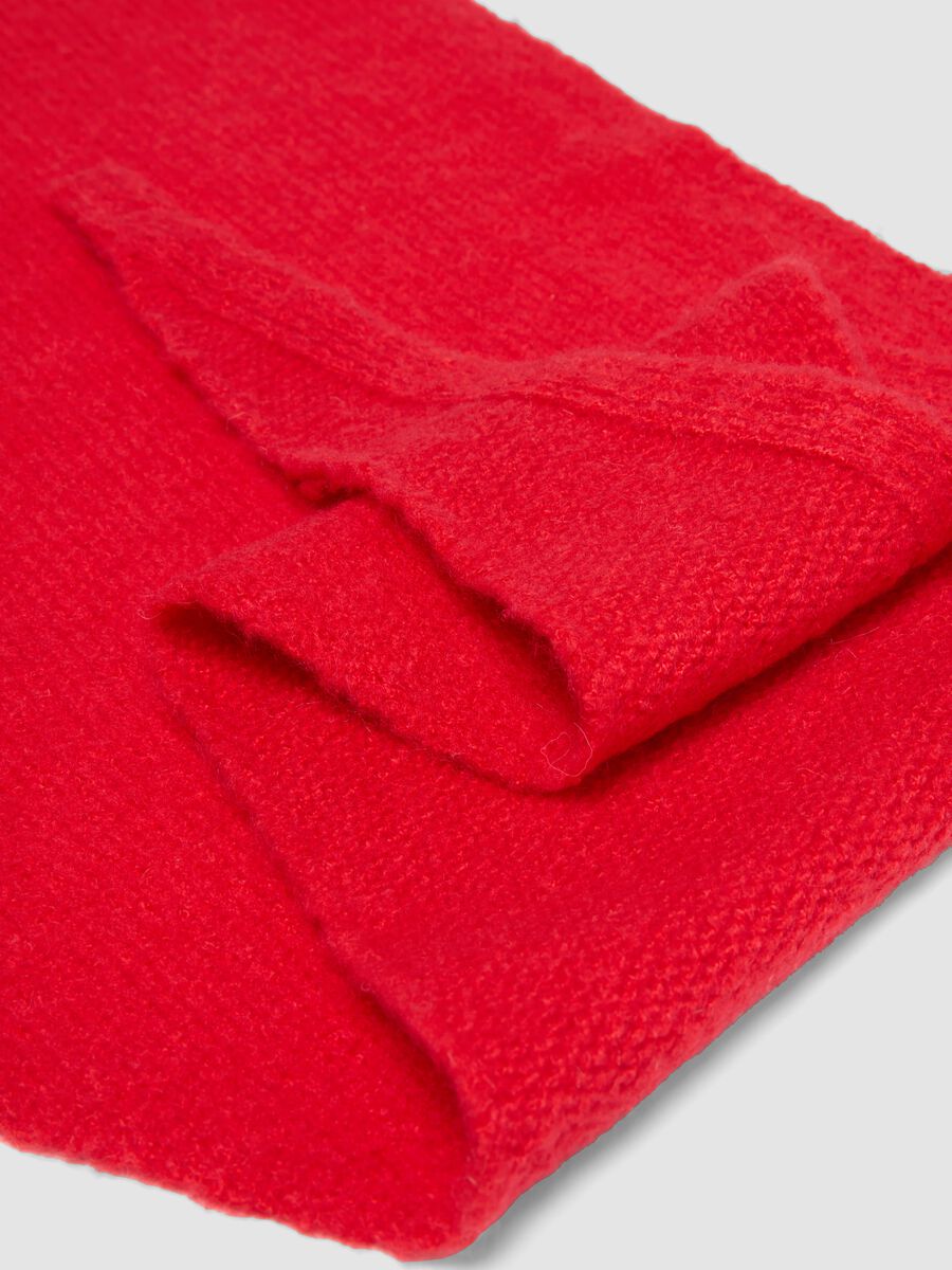 Sciarpa rossa in tessuto elasticizzato_2