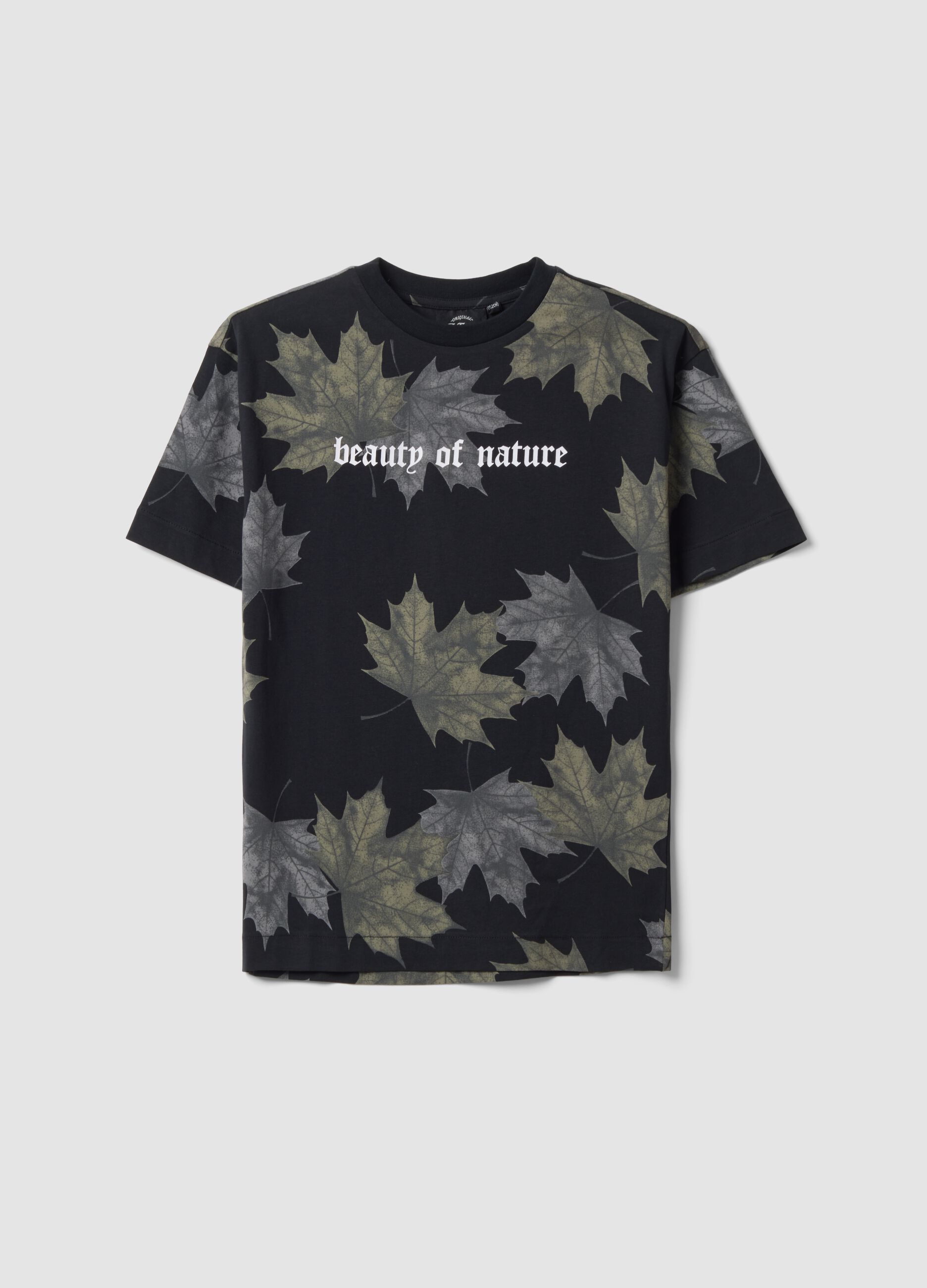 Black pure cotton T-shirt with &ldquo;Beauty of nature&rdquo; slogan for boys