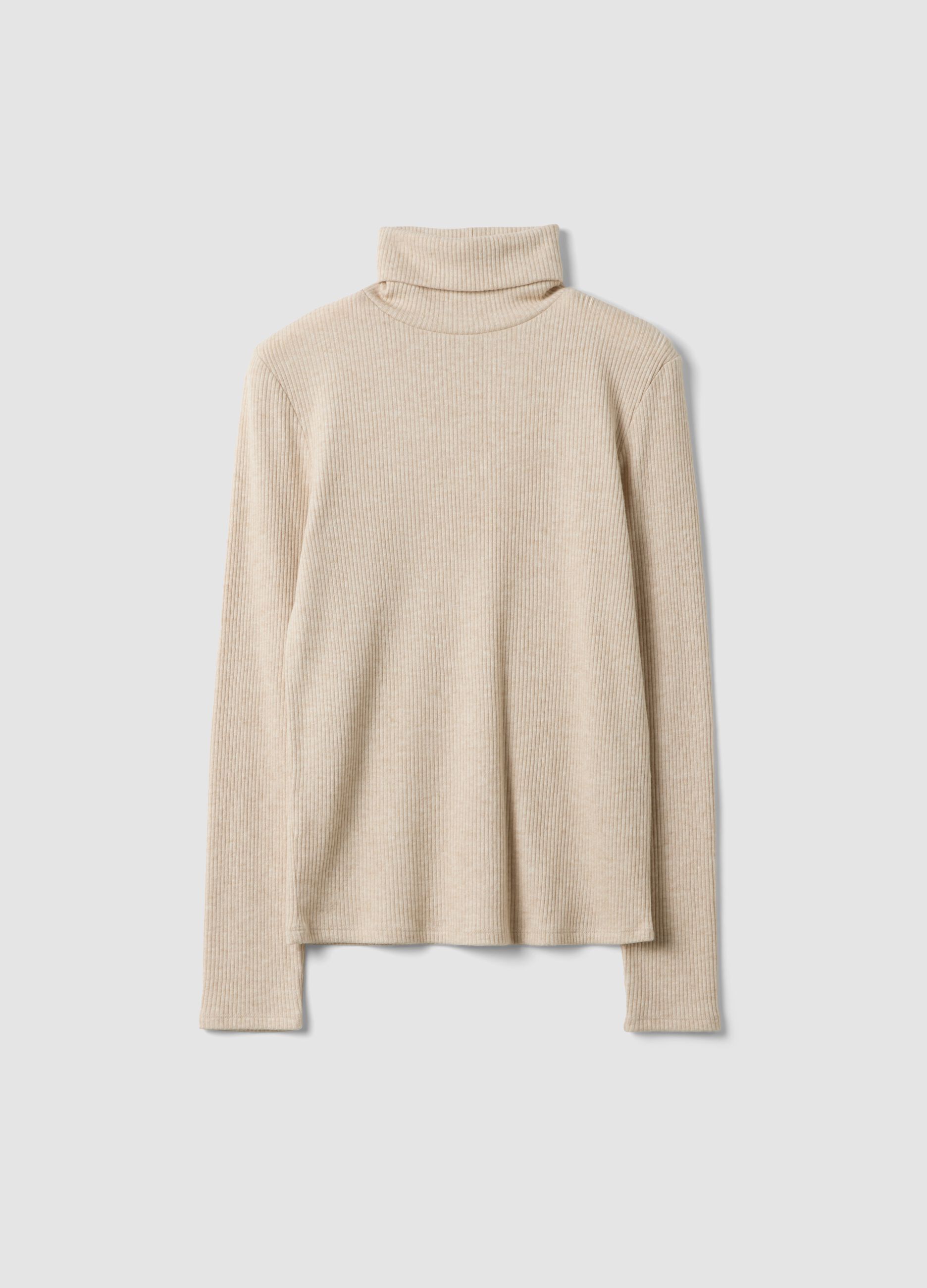 Maglia beige in misto viscosa a coste con girocollo