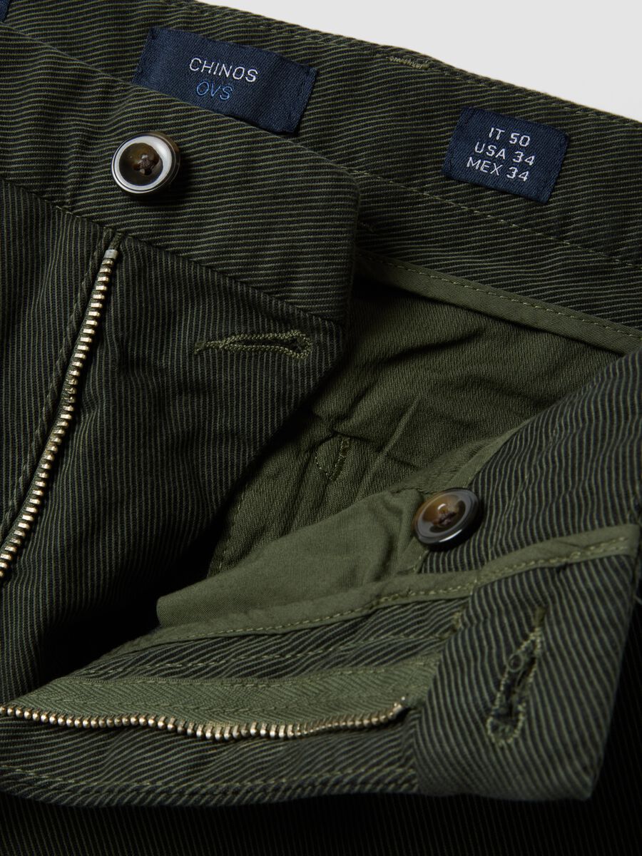 Green cotton and stretch modal chino trousers_1