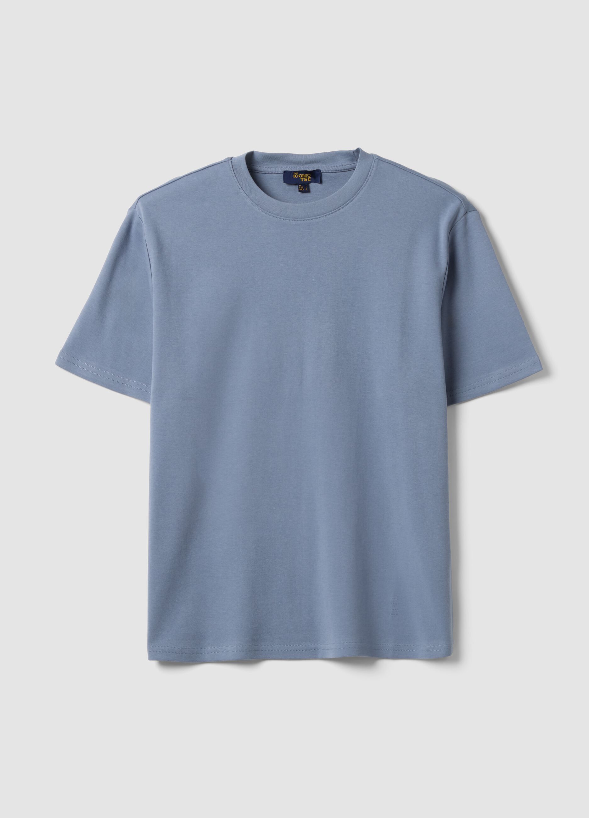 تيشيرت The Iconic Tee أزرق من قطن خالص بأكمام قصيرة وقصّة مريحة