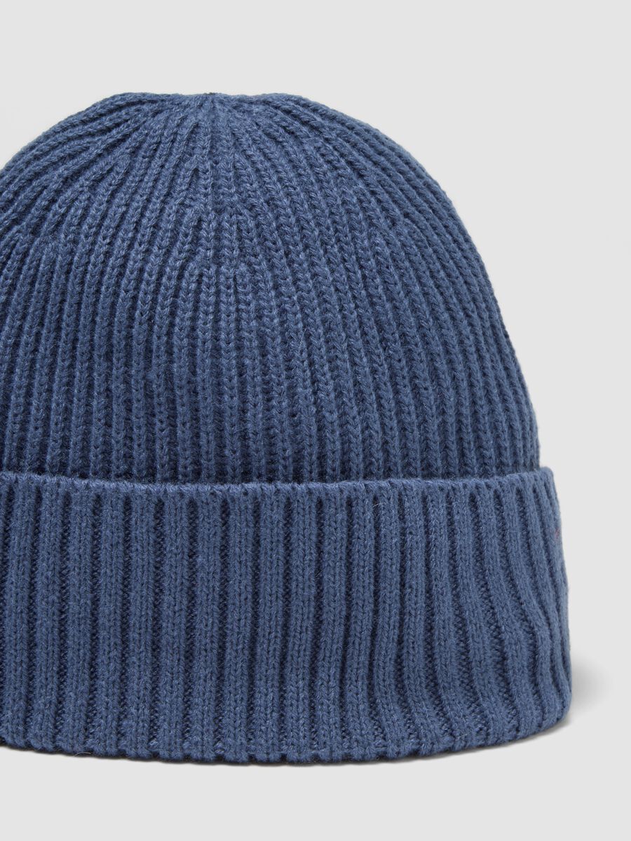 Blue knitted beanie with cuff_2
