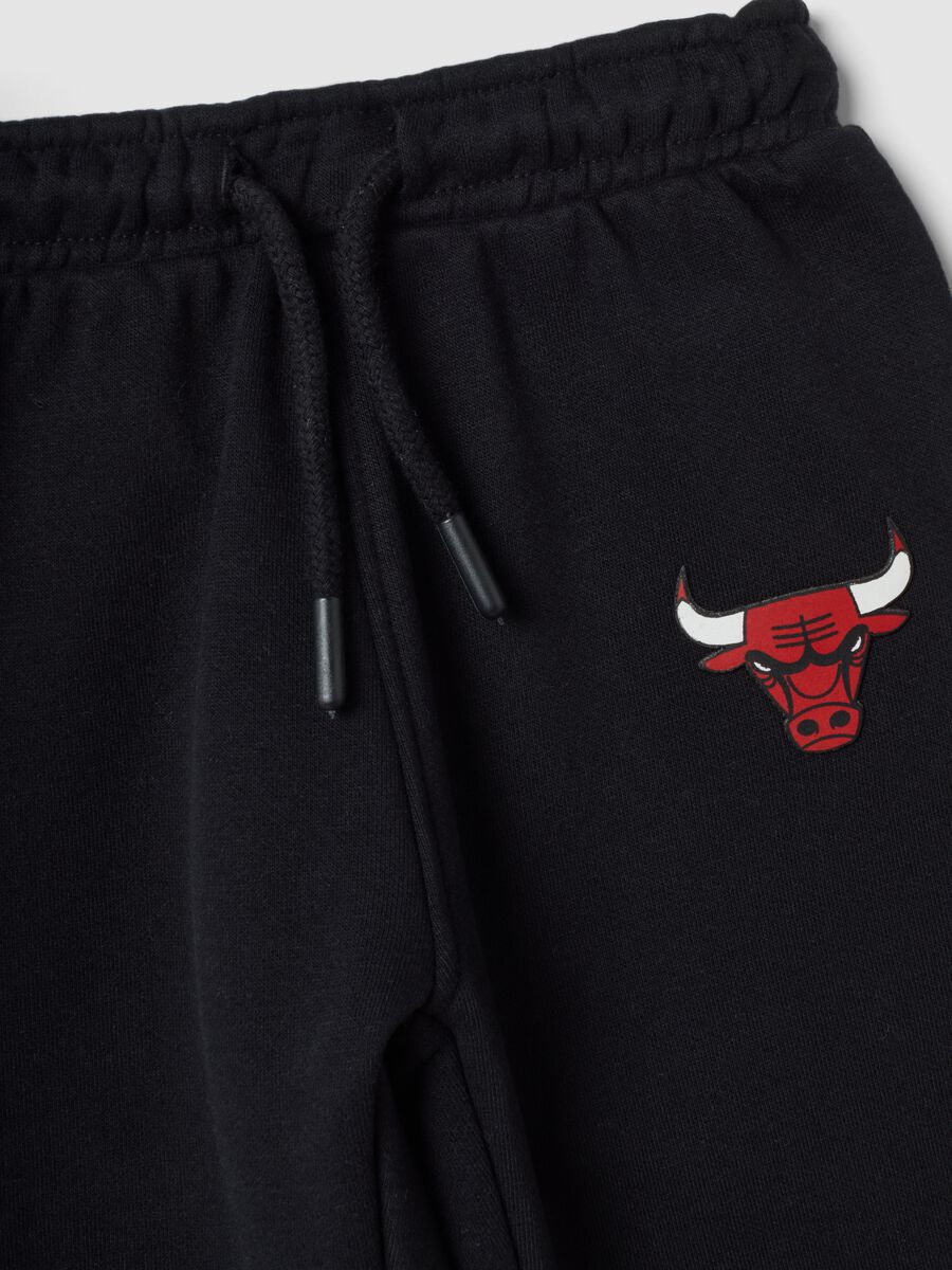Completo jogging bianco in misto cotone con stampa Chicago Bulls_2