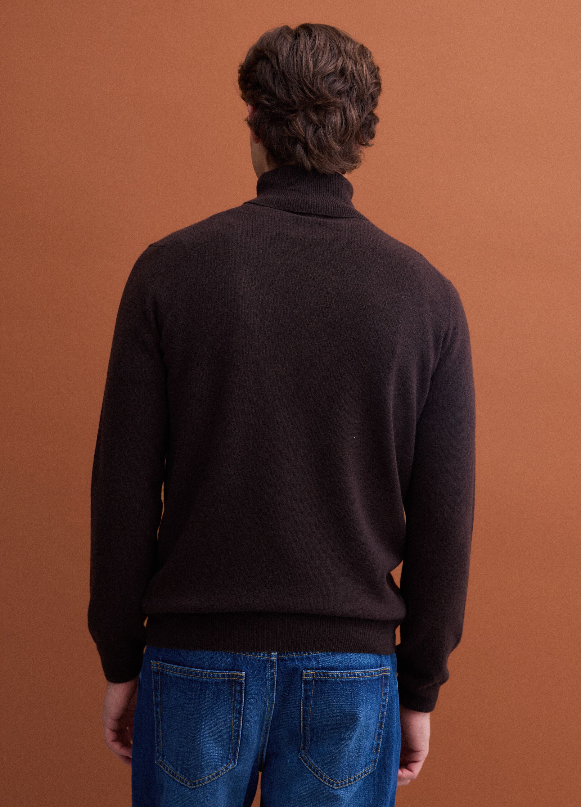 Brown pure lambswool roll-neck jumper