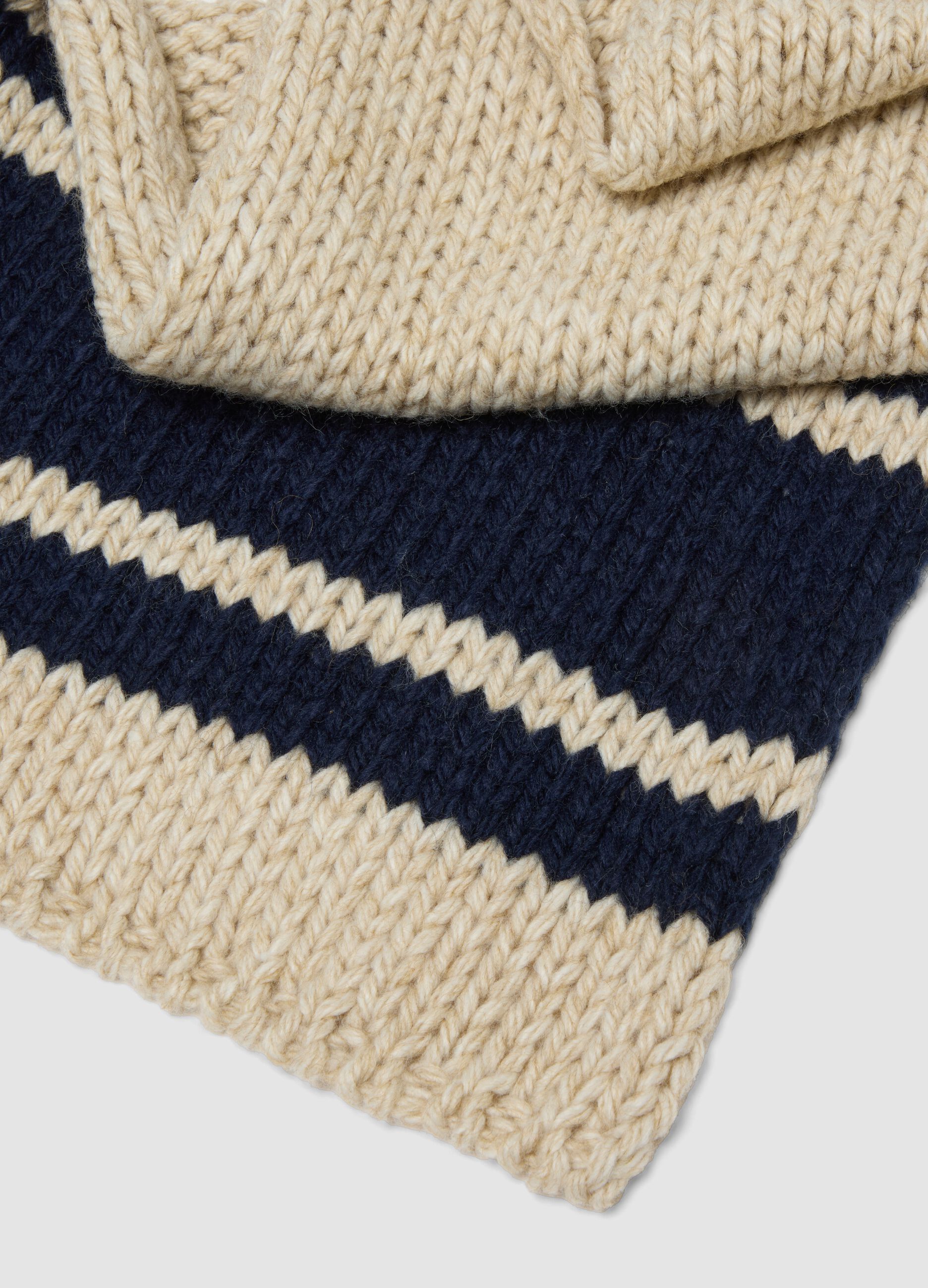 Sciarpa beige in misto lana a maglia con righe blu