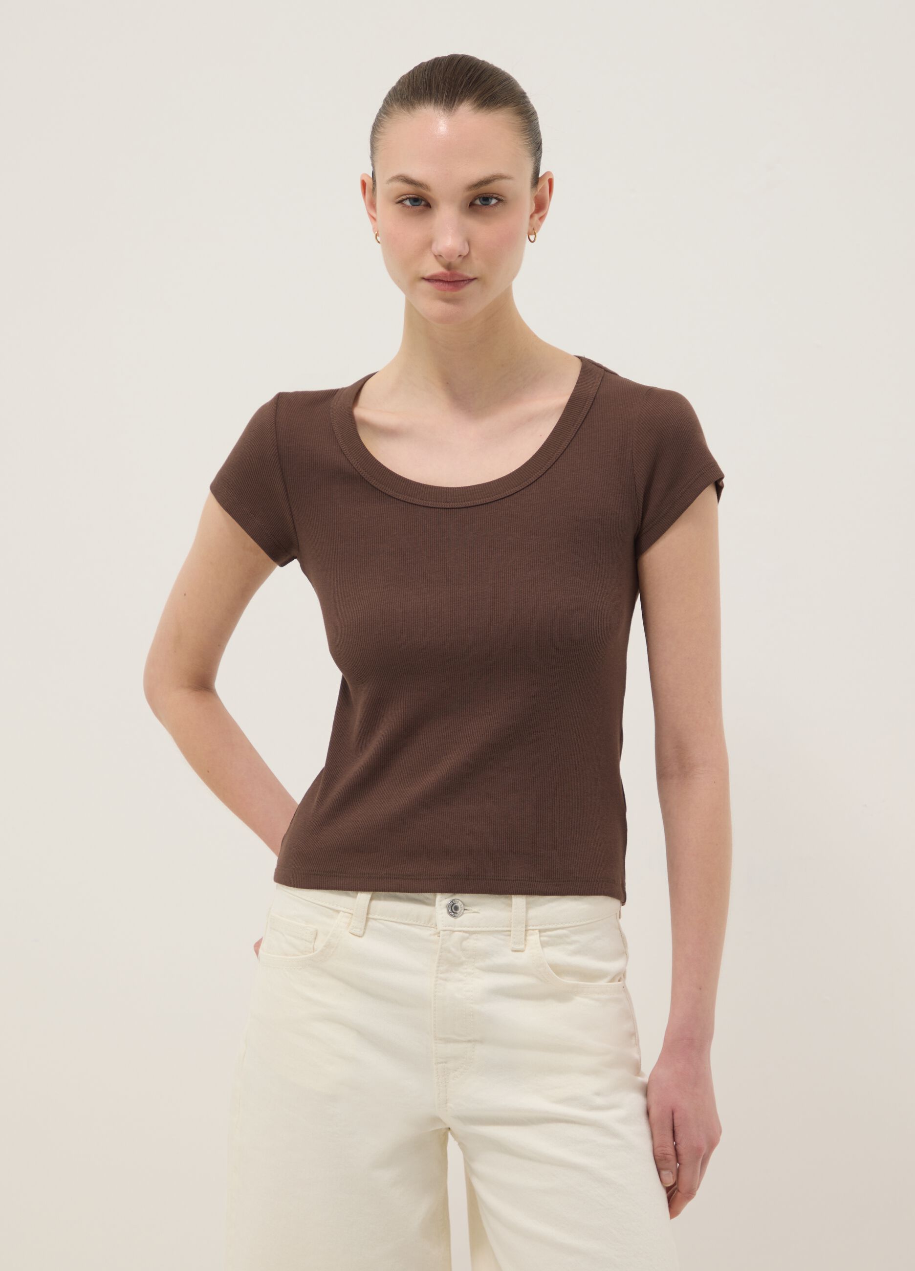 Brown fitted short sleeve cotton stretch T-shirt