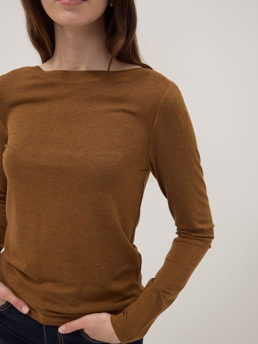 Brown slim-fit stretch viscose T-shirt_3