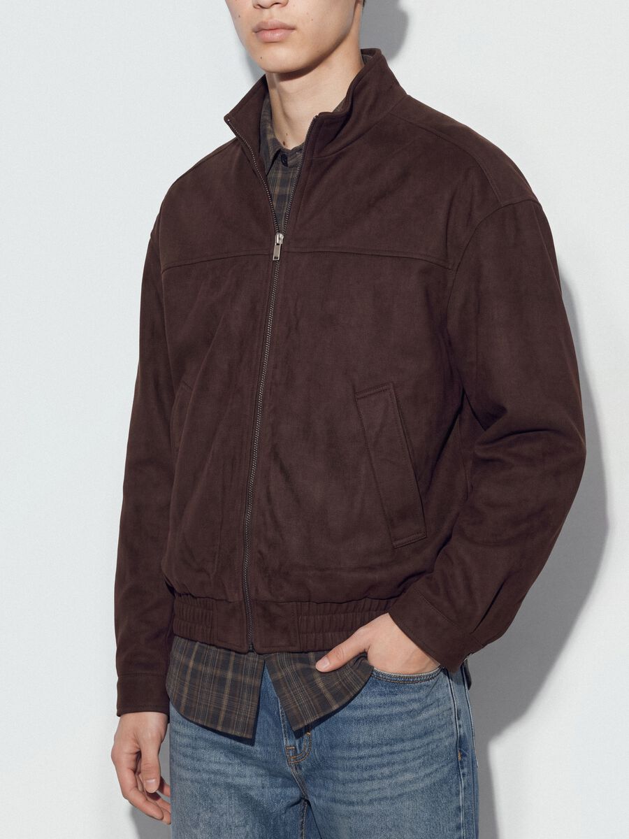 Giacca cropped marrone imbottita con zip over fit_2