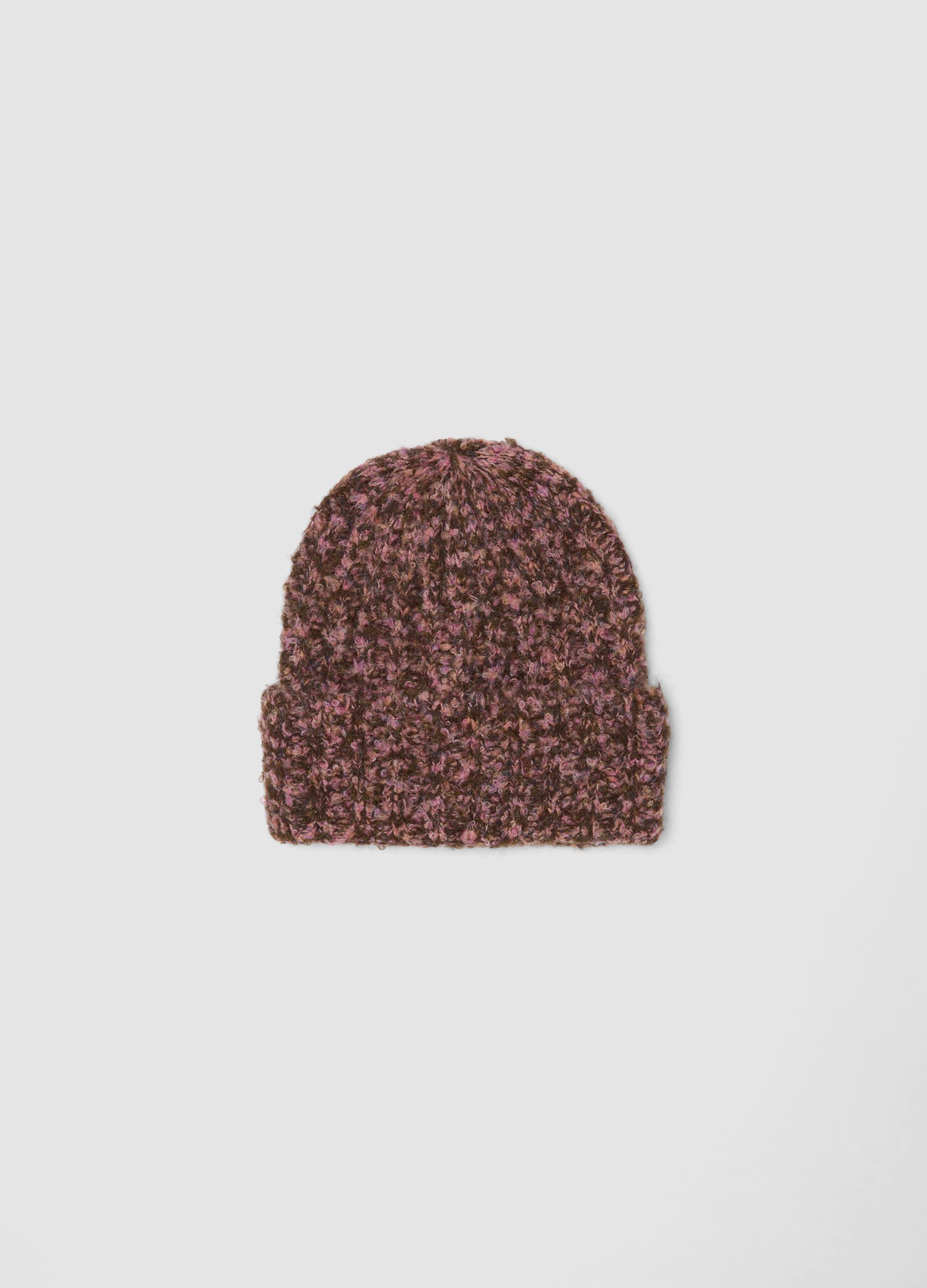 Brown ribbed knit beanie in stretch wool