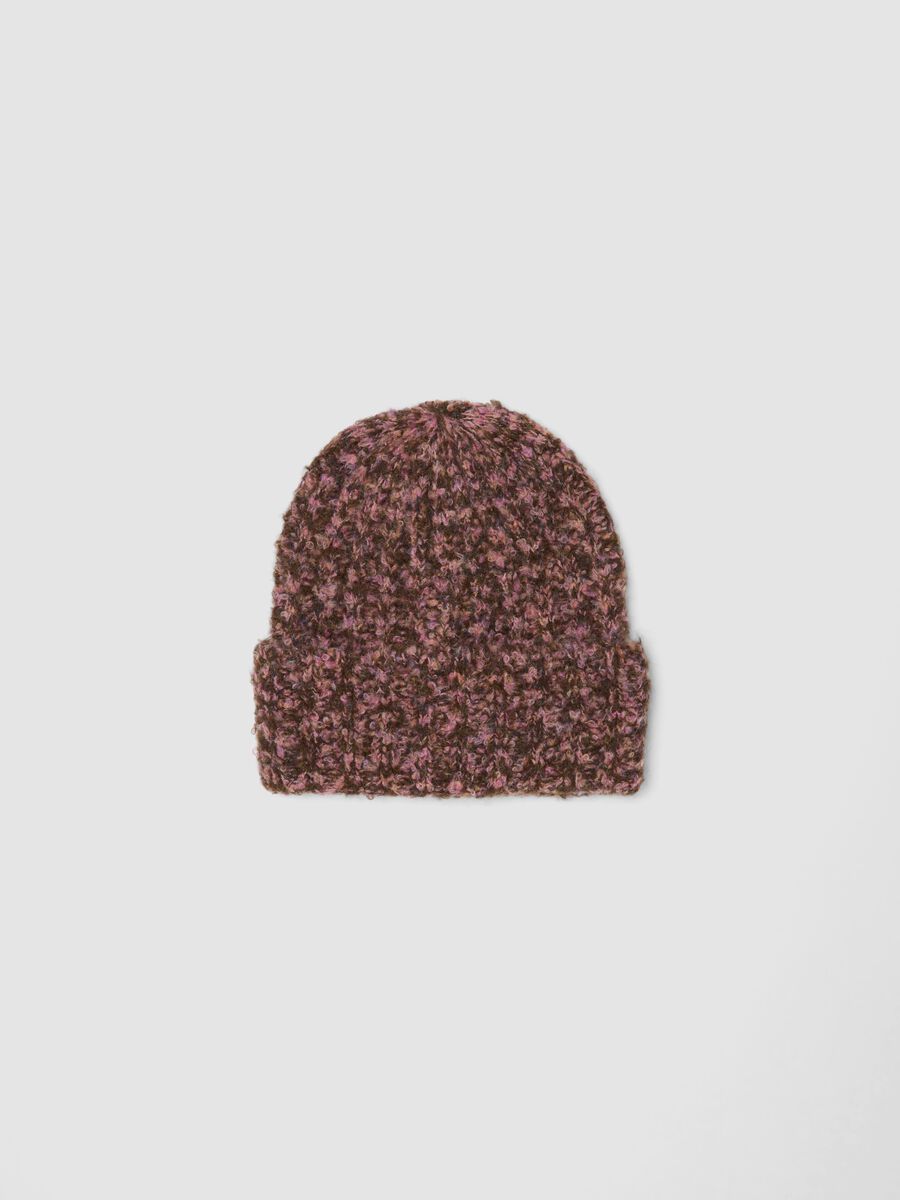 Brown ribbed knit beanie in stretch wool_0