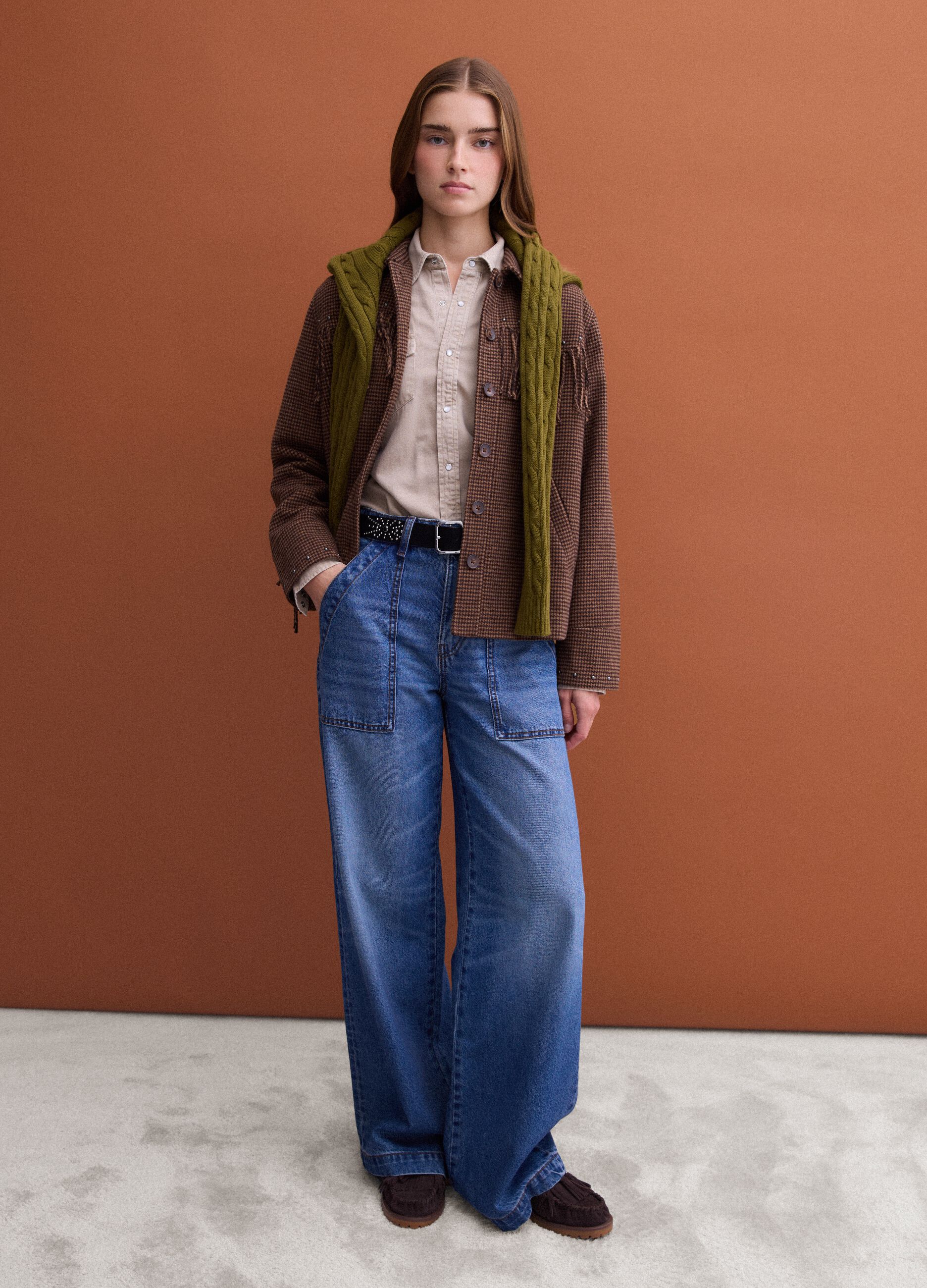 Blazer marrone in misto lana e viscosa con frange applicate