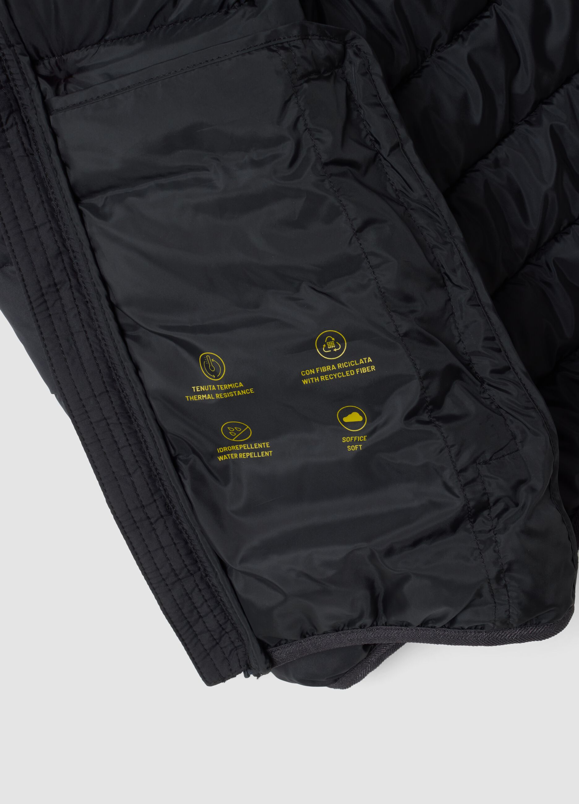 جاكيت مبطّن Ultralight أسود بقبعة وسحّاب للأولاد