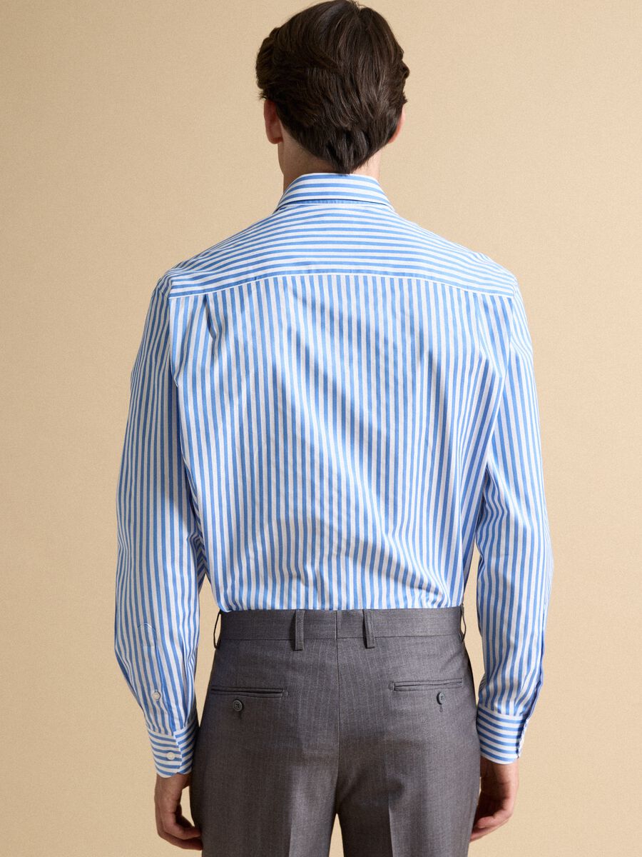 Blue and white striped pure cotton regular-fit shirt_3