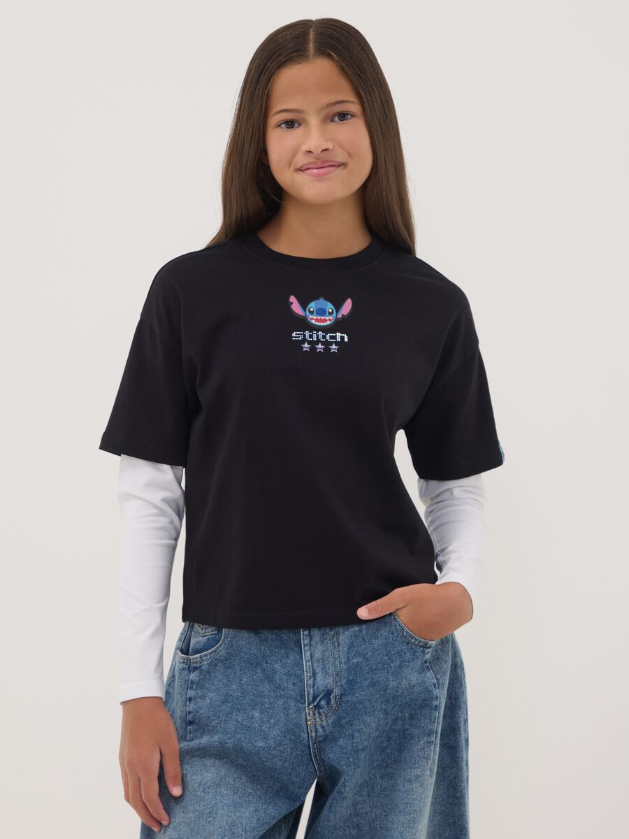 T-shirt nera in puro cotone con collo a costine e stampa Stitch_0